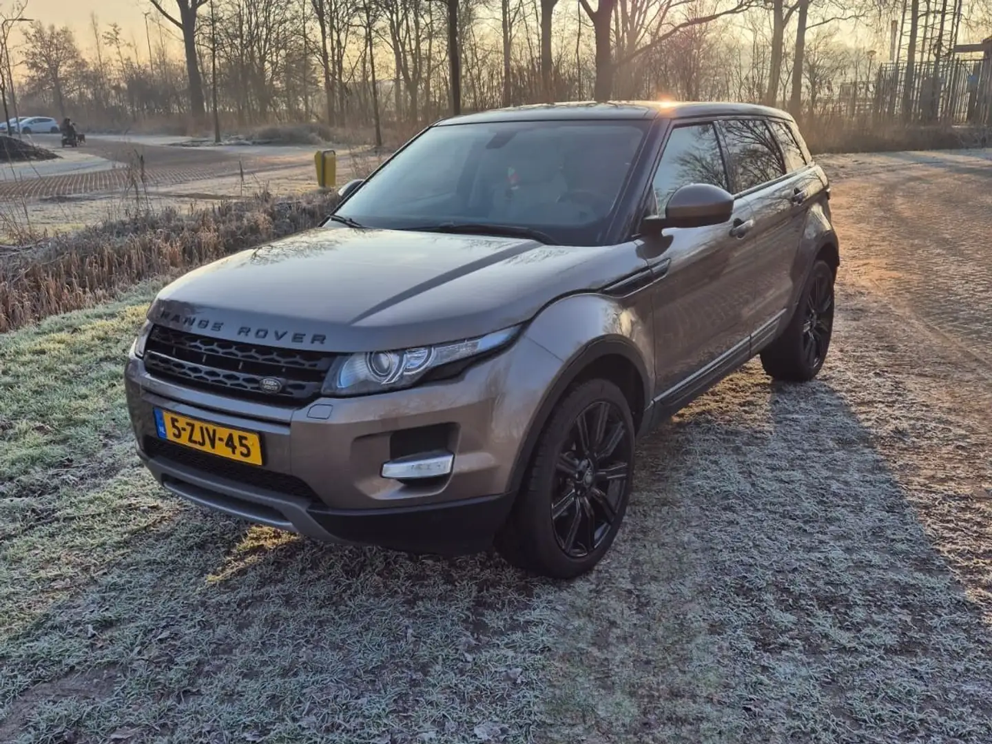 Land Rover Range Rover Evoque - 1