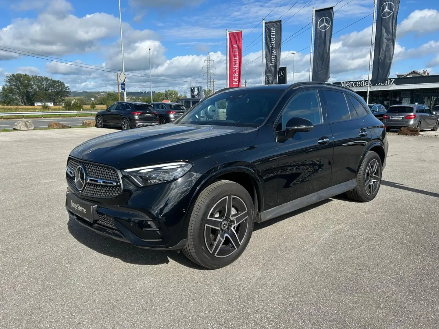 Mercedes-Benz GLC 300 de 4MATIC Hybrid Österreich-Edition Noir - 2