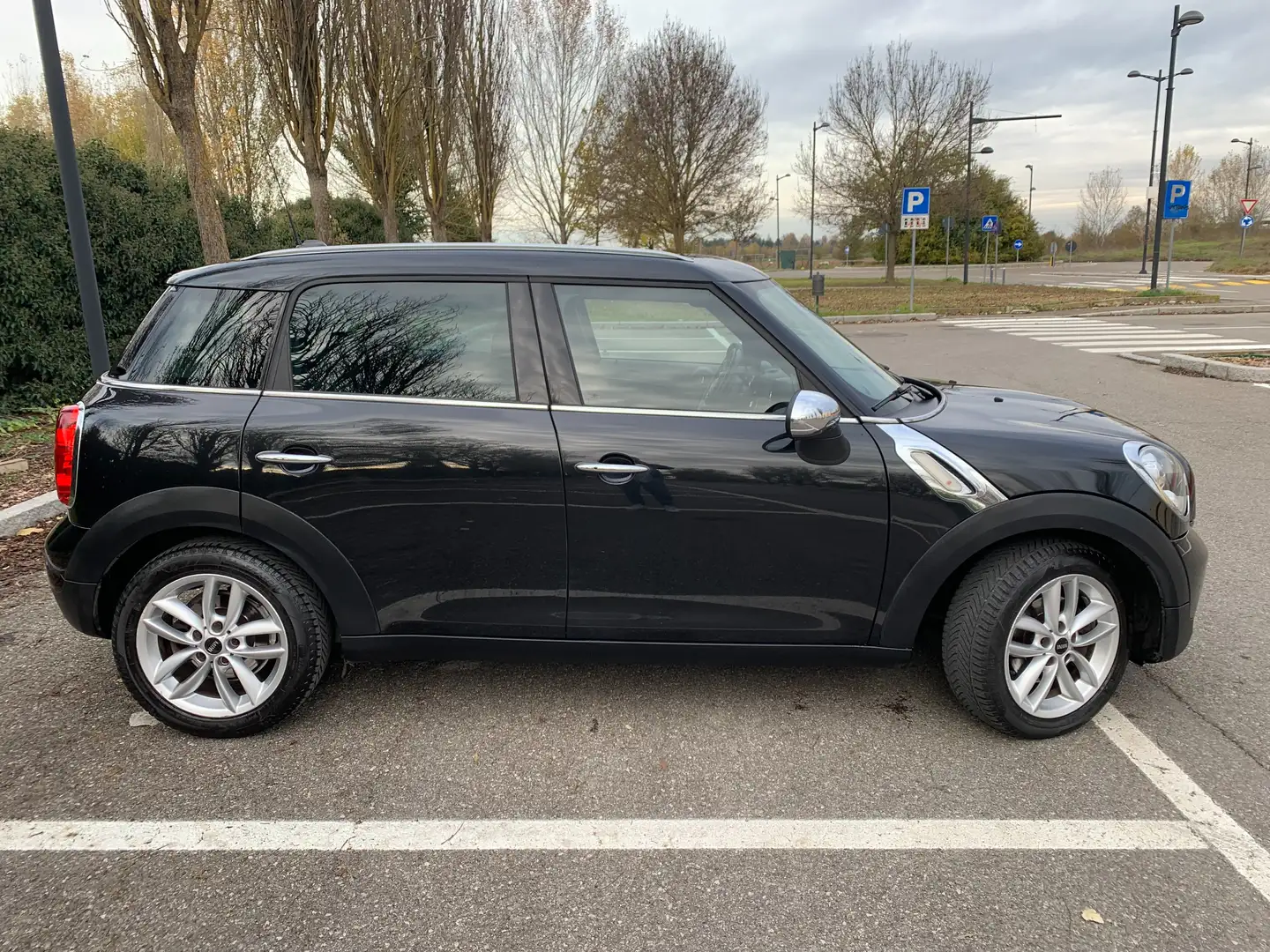 MINI Cooper D Countryman Mini Countryman R60 1.6d Nero - 2