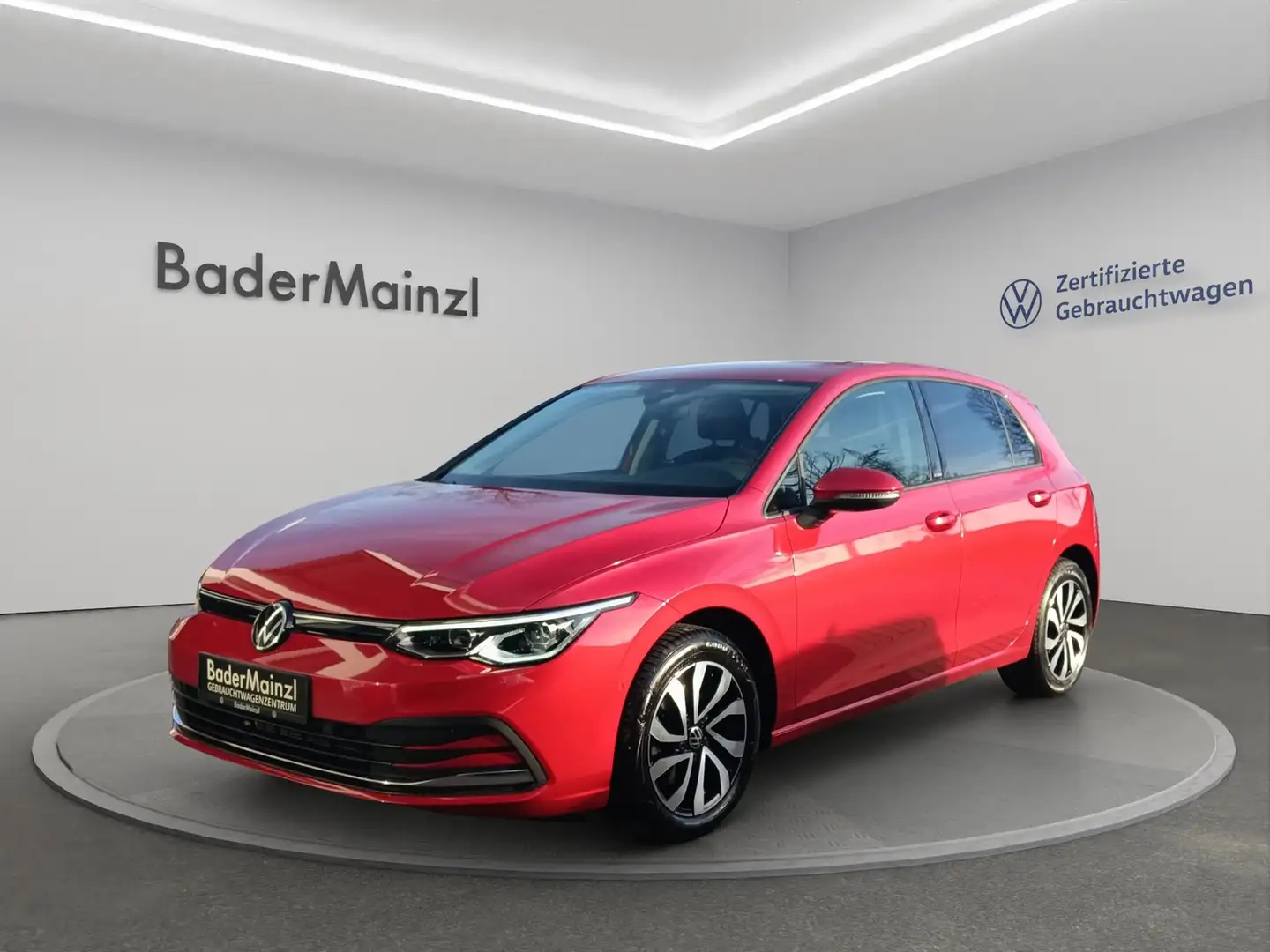 Volkswagen Golf VIII Navi AHK ACC LED Carplay Active eTSI Rouge - 1