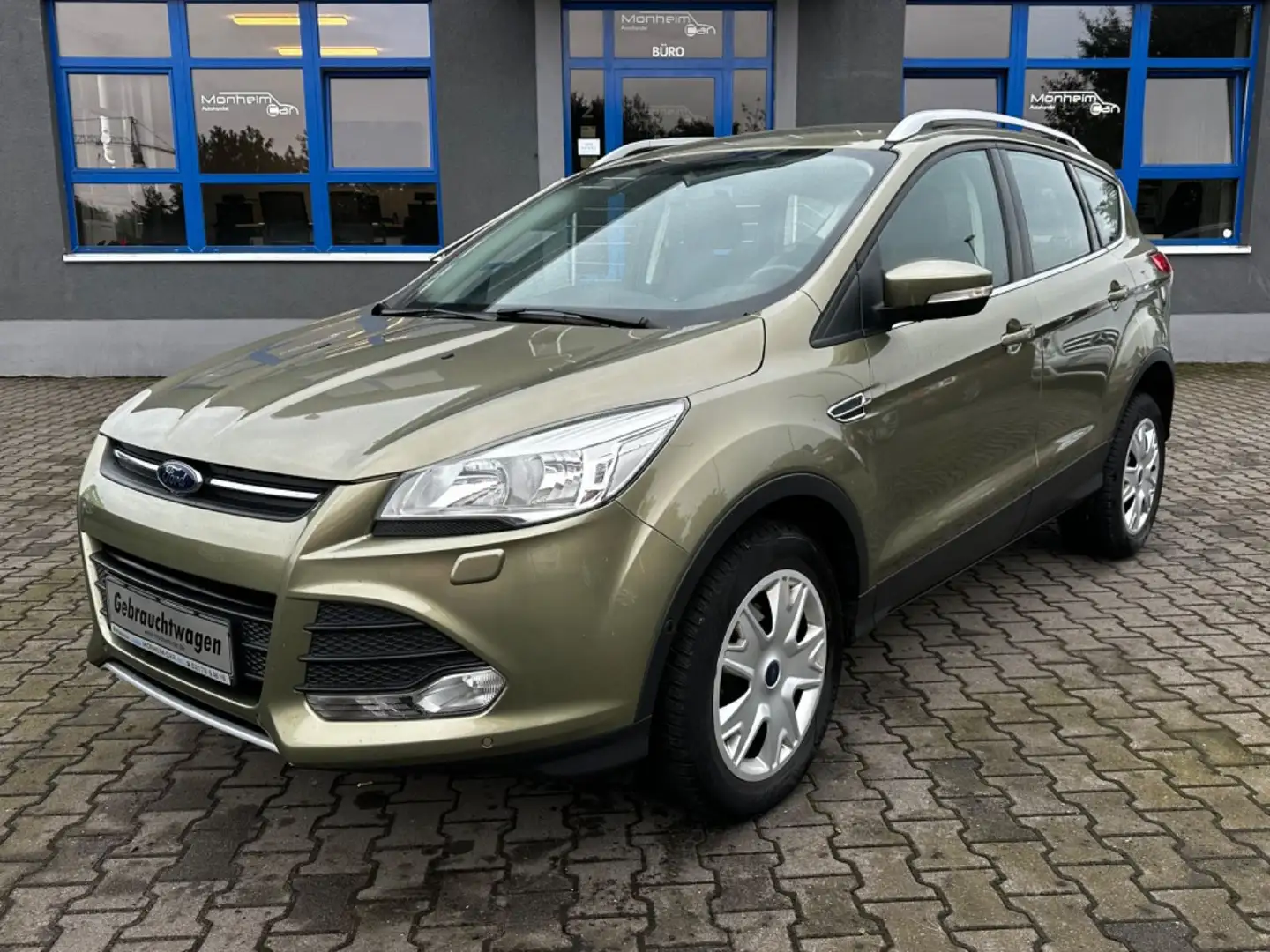 Ford Kuga Trend Grün - 1
