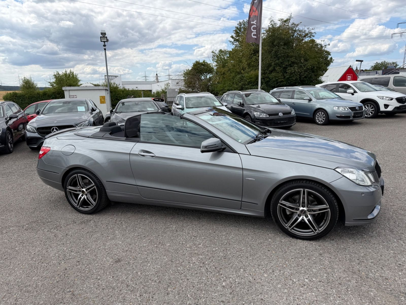 Mercedes-Benz E 200 Cabrio CGI Auto. Leder Bi-Xenon Navi PDC — photo 5