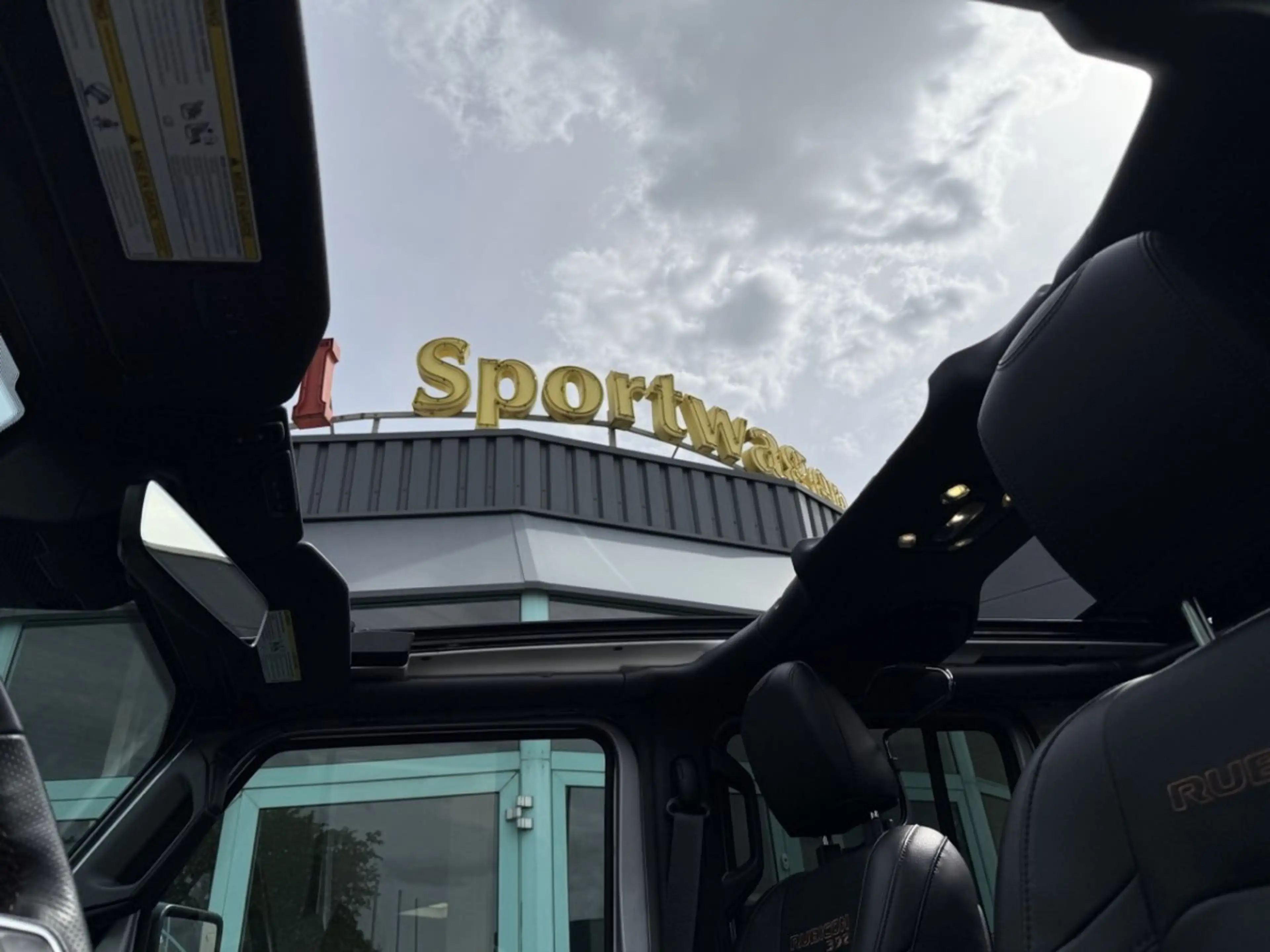 Jeep Wrangler RUBICON 392 — photo 12
