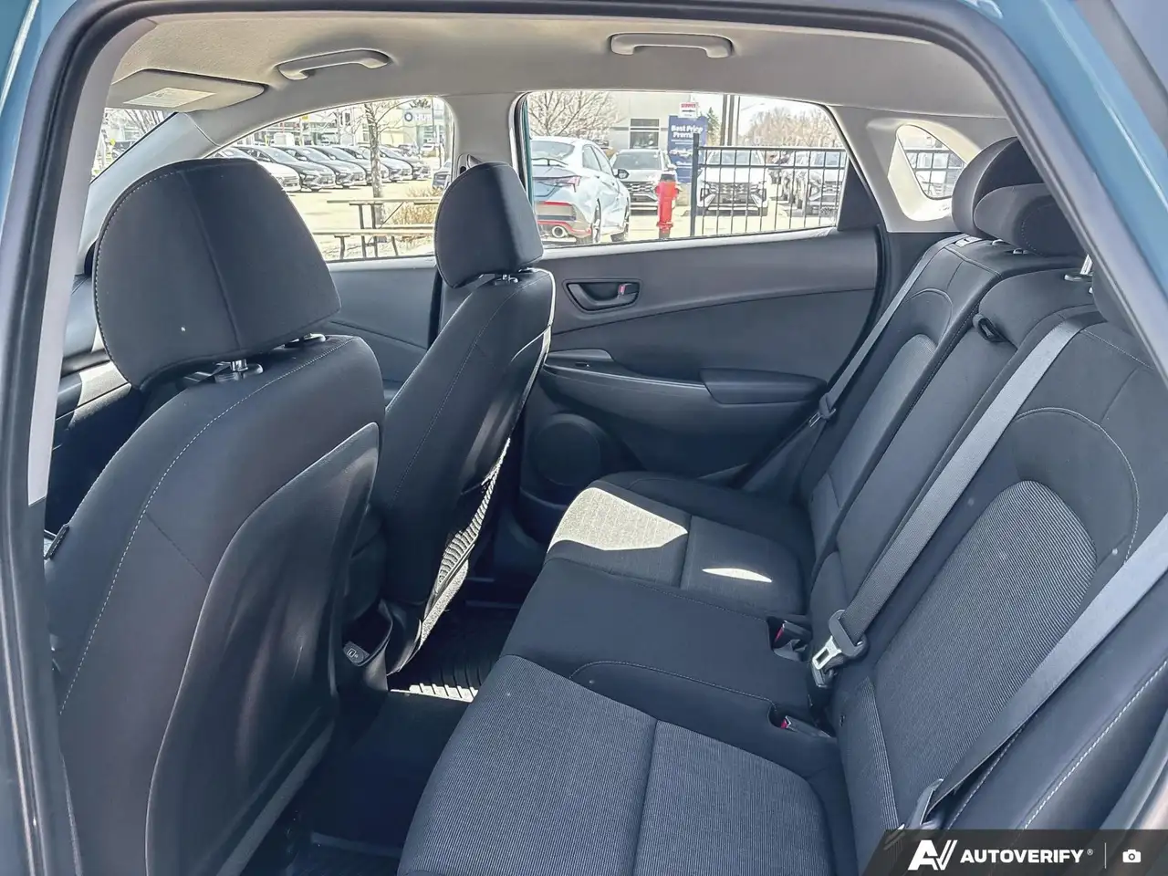 Hyundai KONA снимка Hyundai KONA