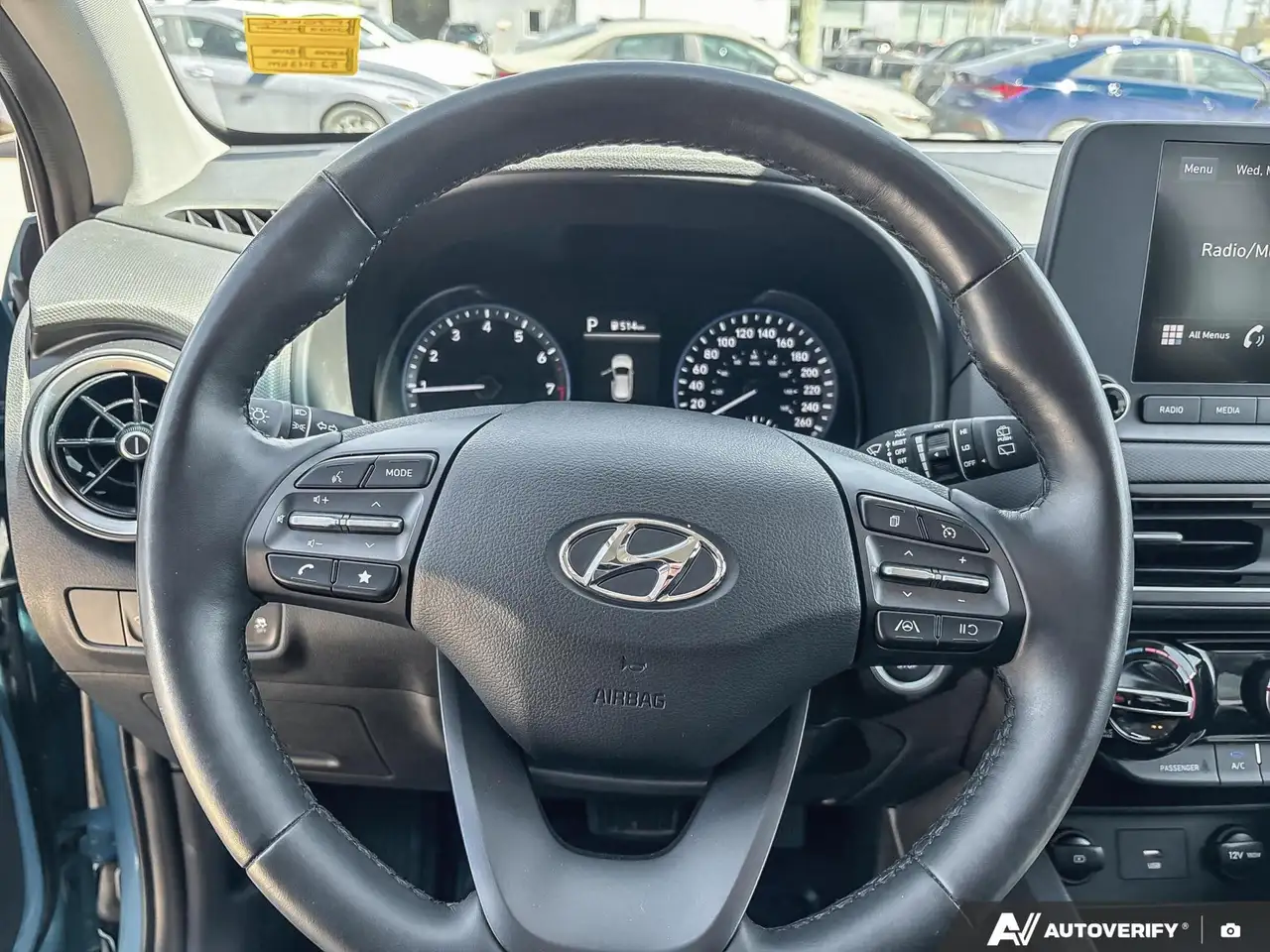 Hyundai KONA снимка Hyundai KONA
