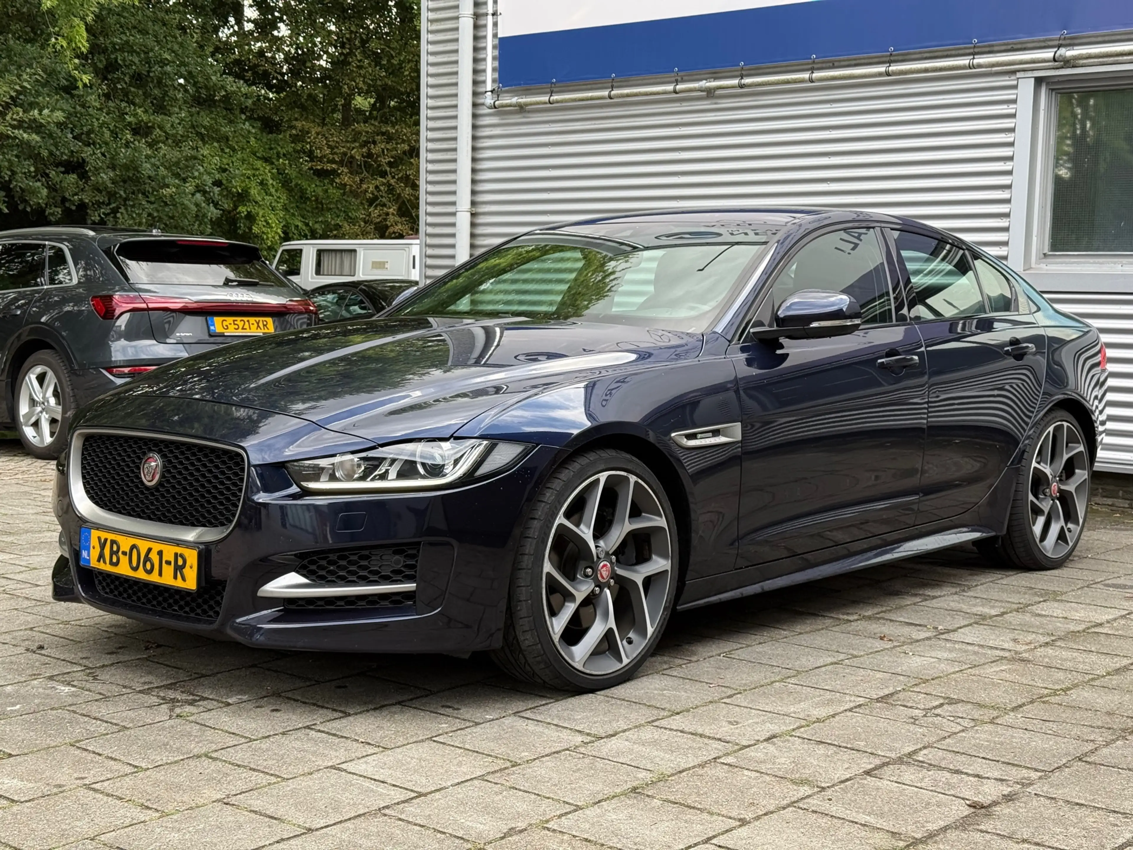 Jaguar XE 2.0t R-Sport l Automaat l Camera l Xenon l — photo 9