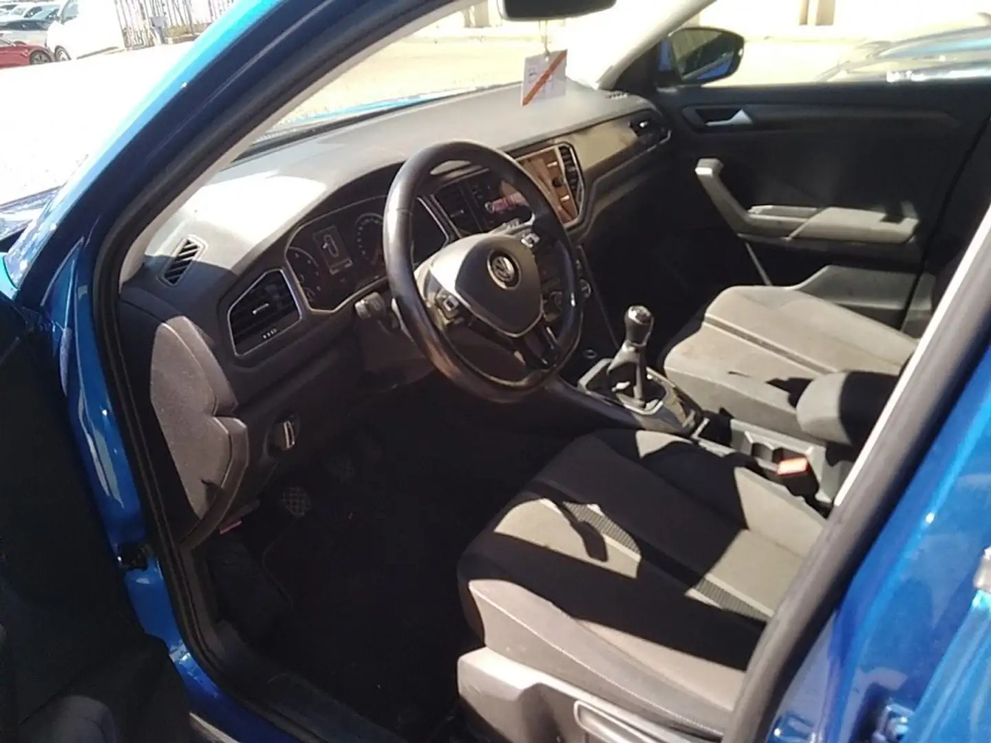 Volkswagen T-Roc 1.0 TSI Advance Azul - 2