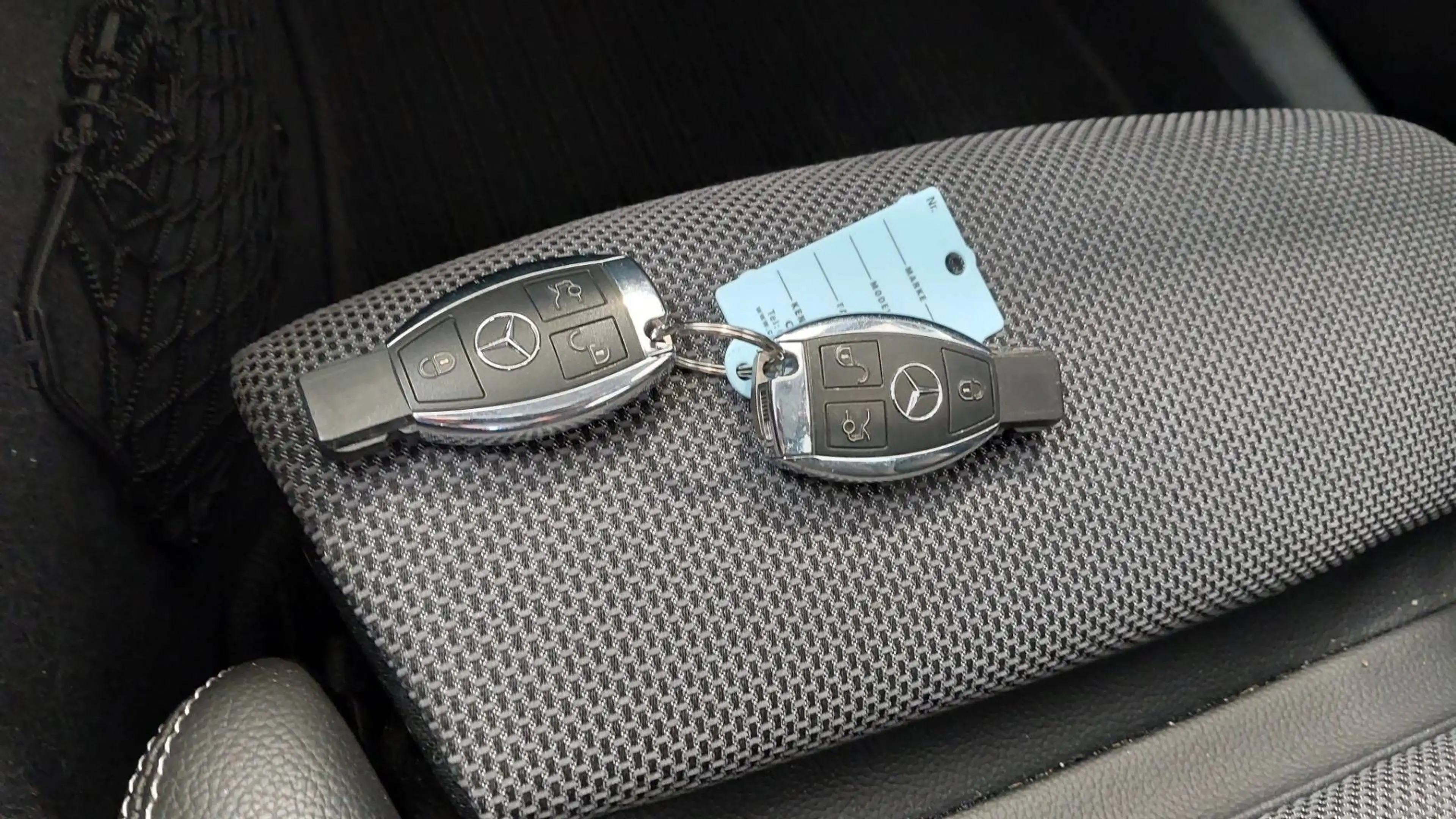 Mercedes-Benz C 220 C220d Lim. Bluetec 7G TRONIC Aut. Avantgarde°EU6 — photo 6