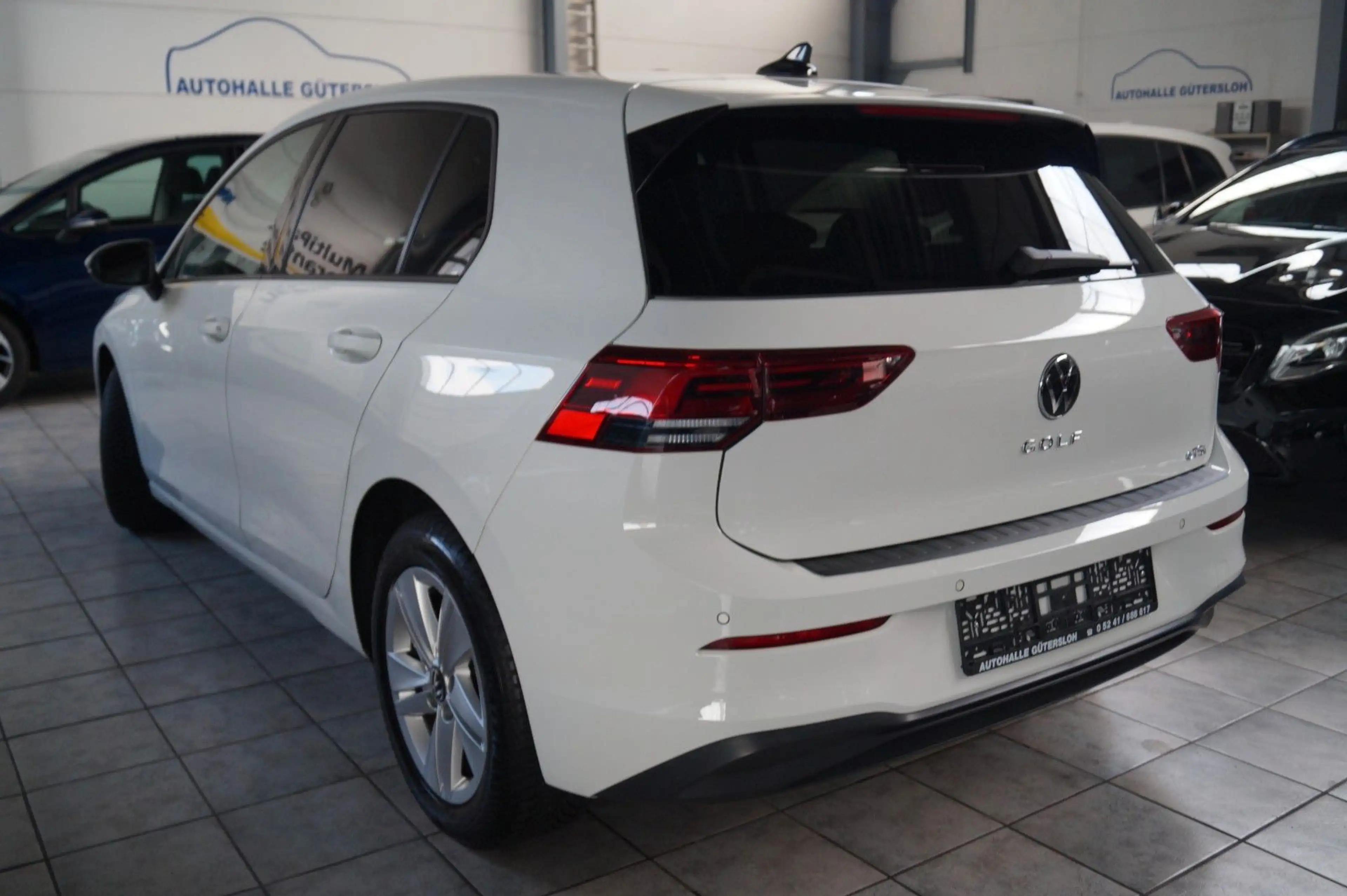 Volkswagen Golf VIII Lim. Life eTSI*1.Hand*Navi*Kamera*PDC* — photo 7