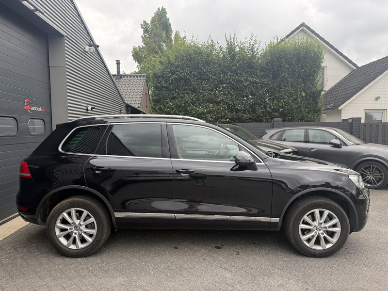 Volkswagen Touareg 3.0 TDI R-line | Luchtvering | Trekhaak | Xenon | — photo 4