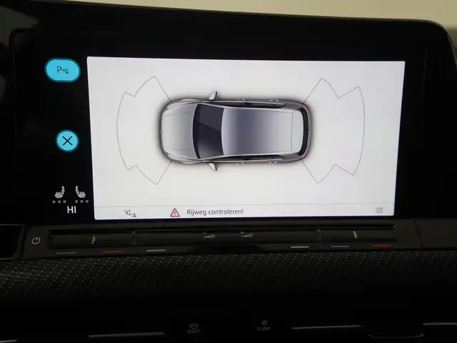 Volkswagen Golf view 15
