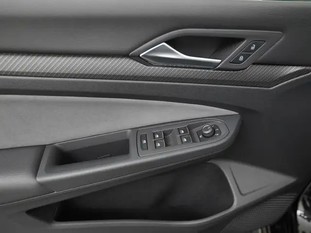 Volkswagen Golf view 28