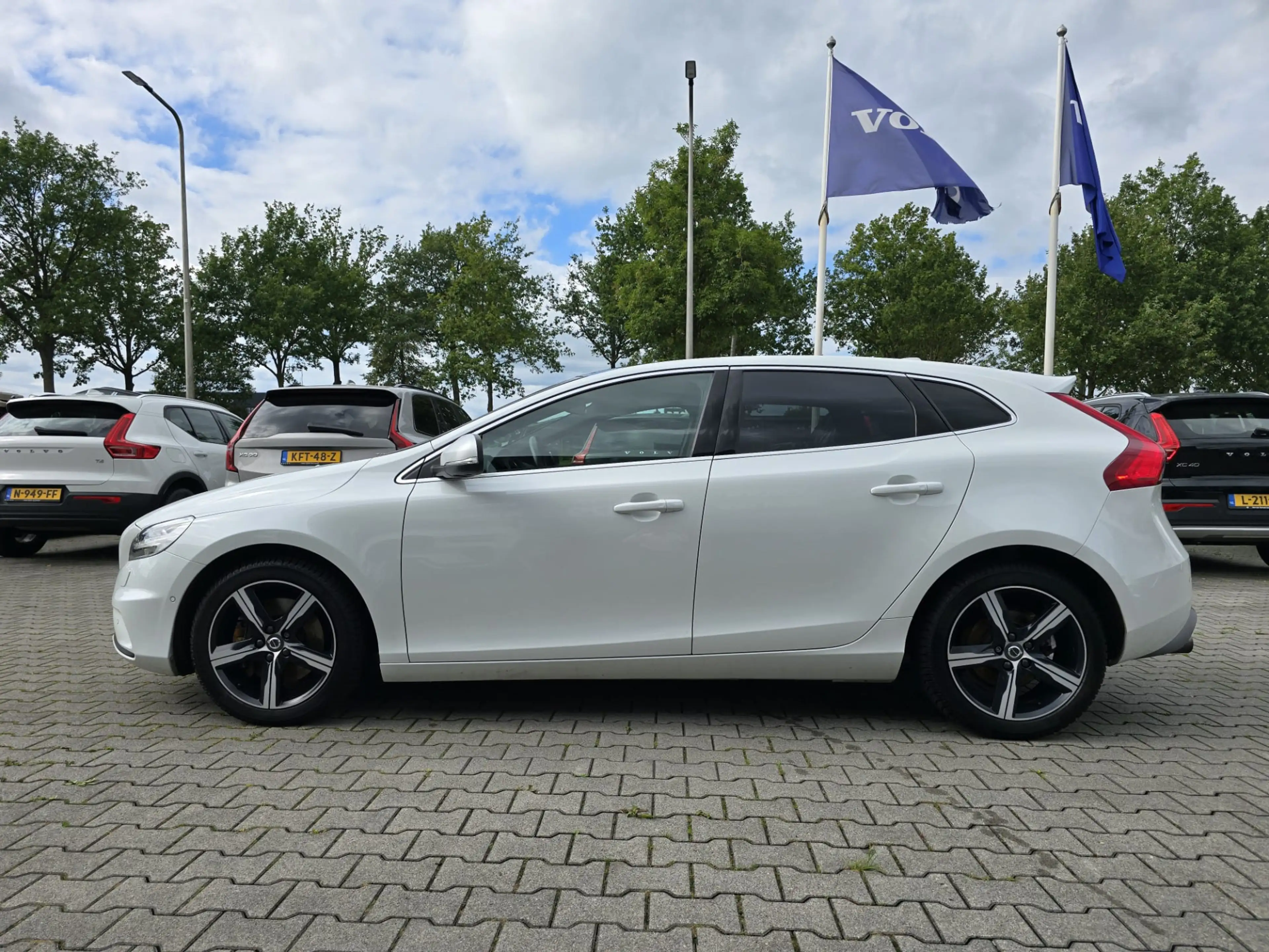 Volvo V40 T3 aut. Polar+ Sport | Adaptieve Cruise | 1e eigen — photo 6