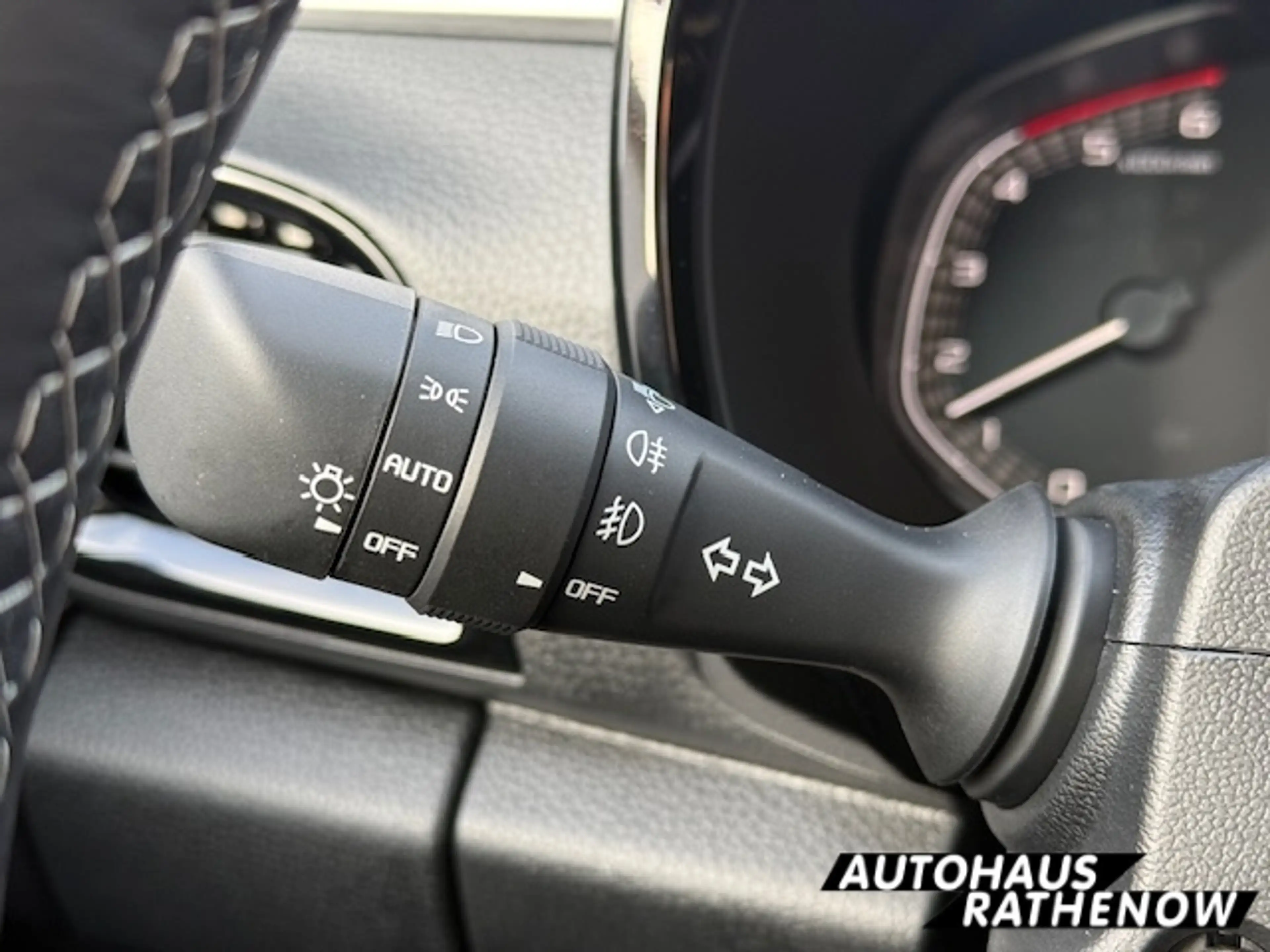 Isuzu D-Max Space Cab 4X4 Allrad LSE Autom.MY2025 Leder digita — photo 12