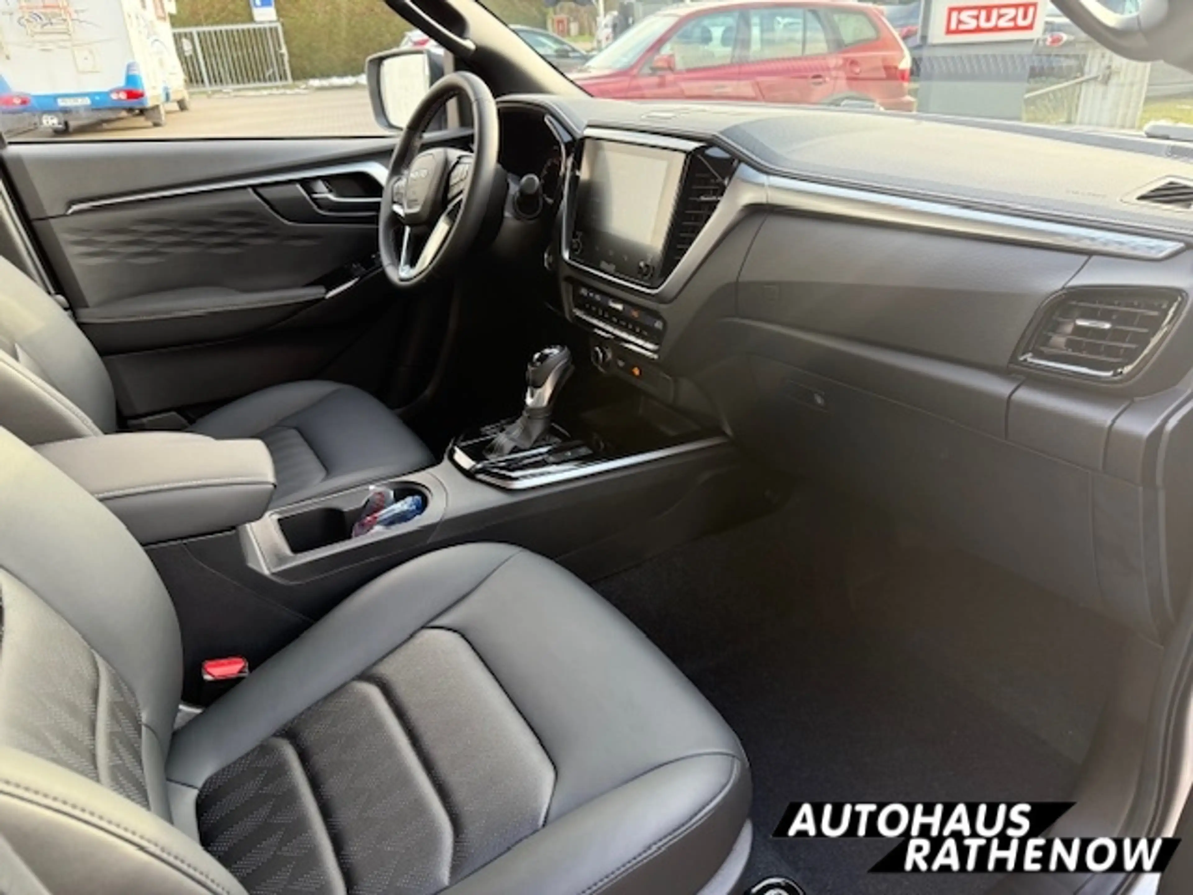 Isuzu D-Max Space Cab 4X4 Allrad LSE Autom.MY2025 Leder digita — photo 2