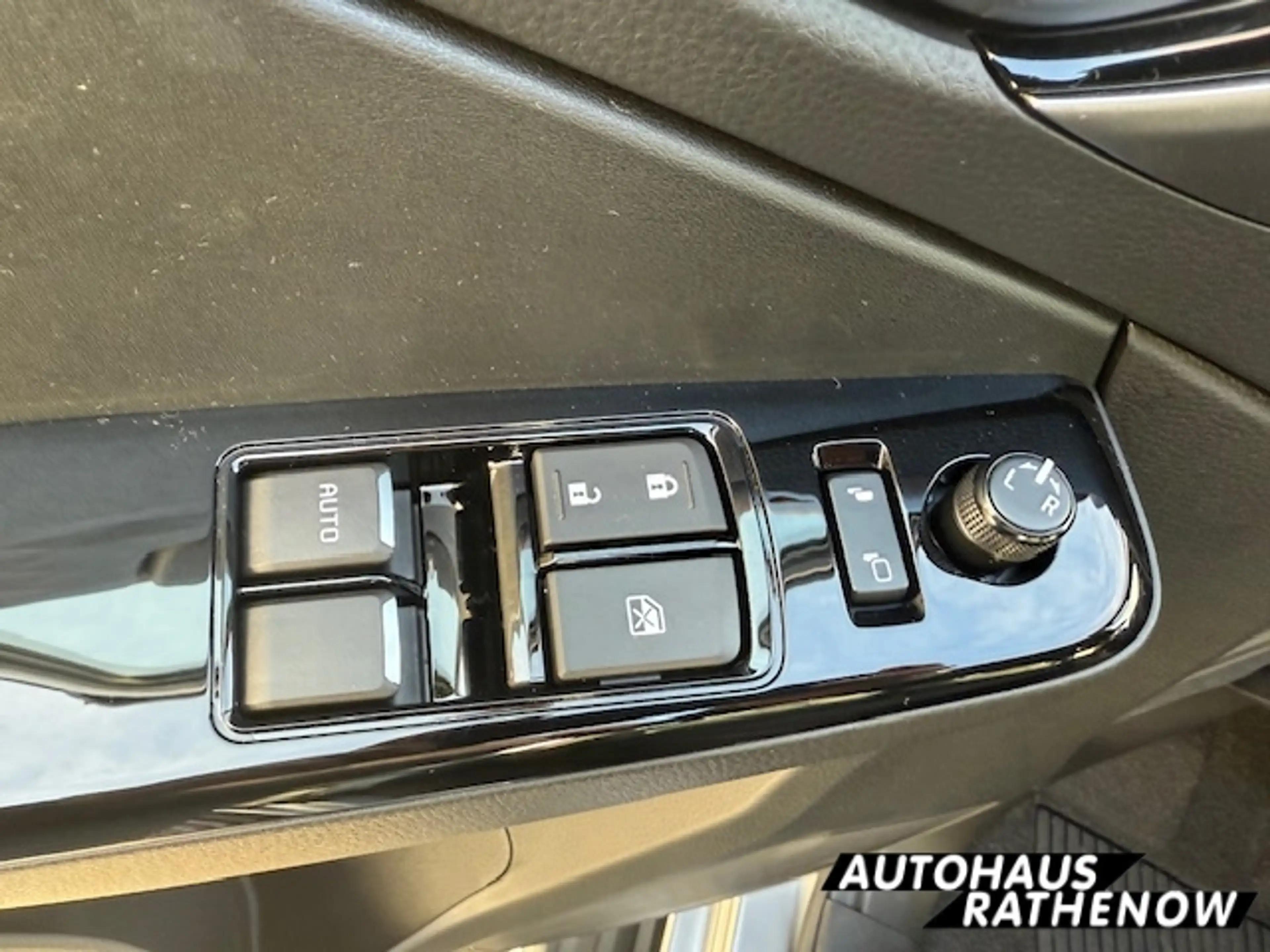 Isuzu D-Max Space Cab 4X4 Allrad LSE Autom.MY2025 Leder digita — photo 8