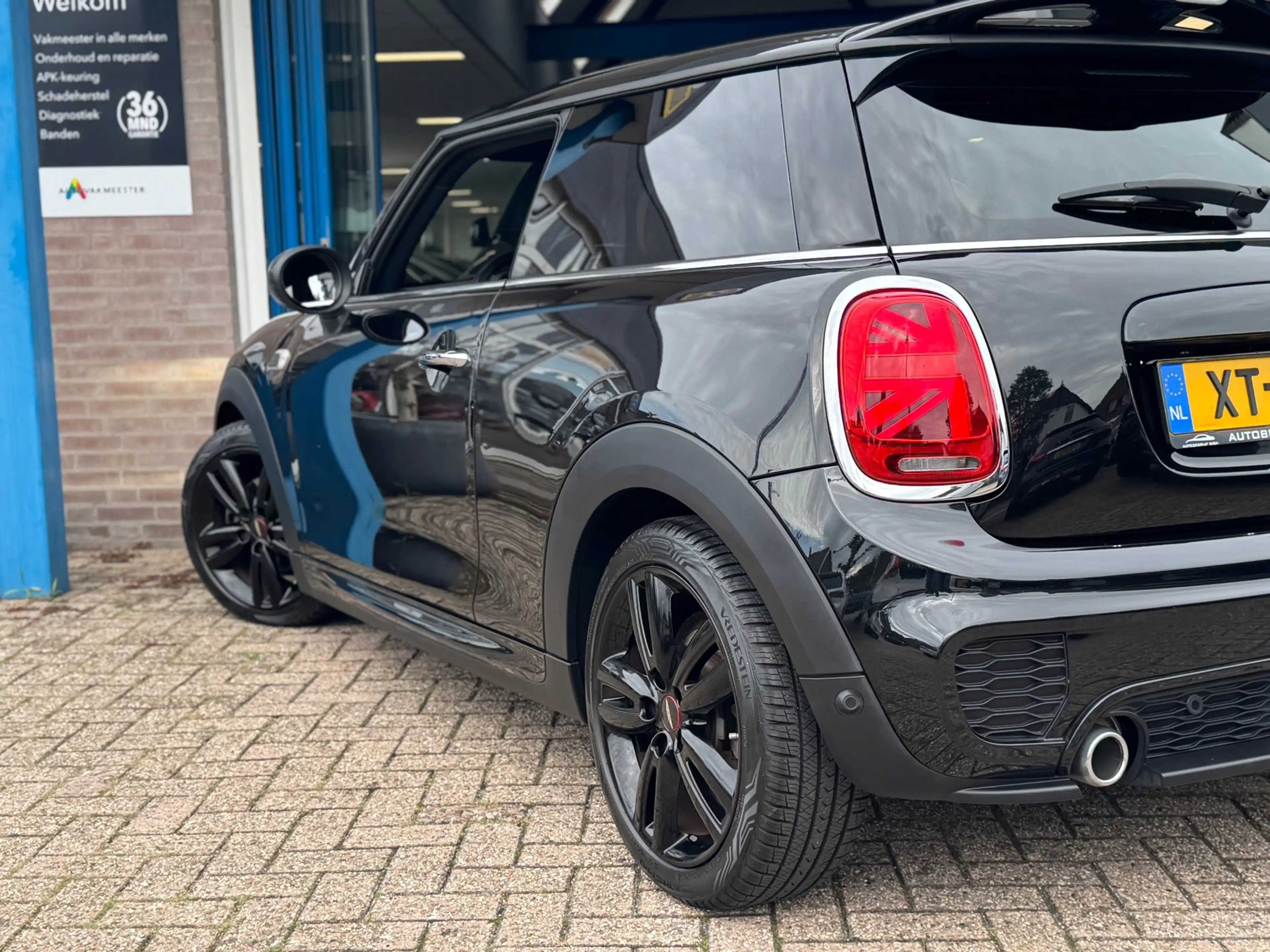 MINI John Cooper Works 3-Deurs 1.5 JCW 2019 ZWART NAVI LEDER LM NAP! — photo 5