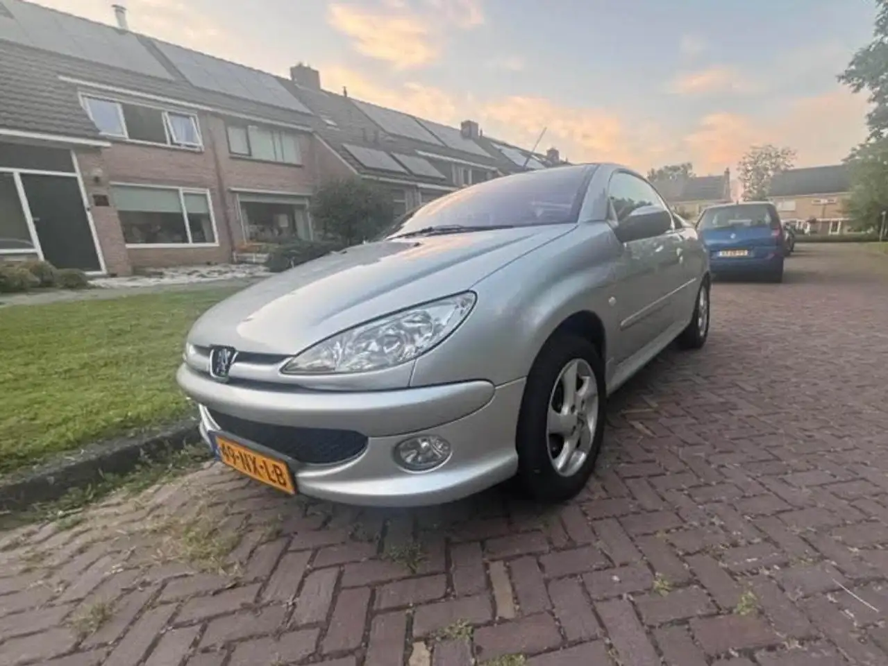 Peugeot 206