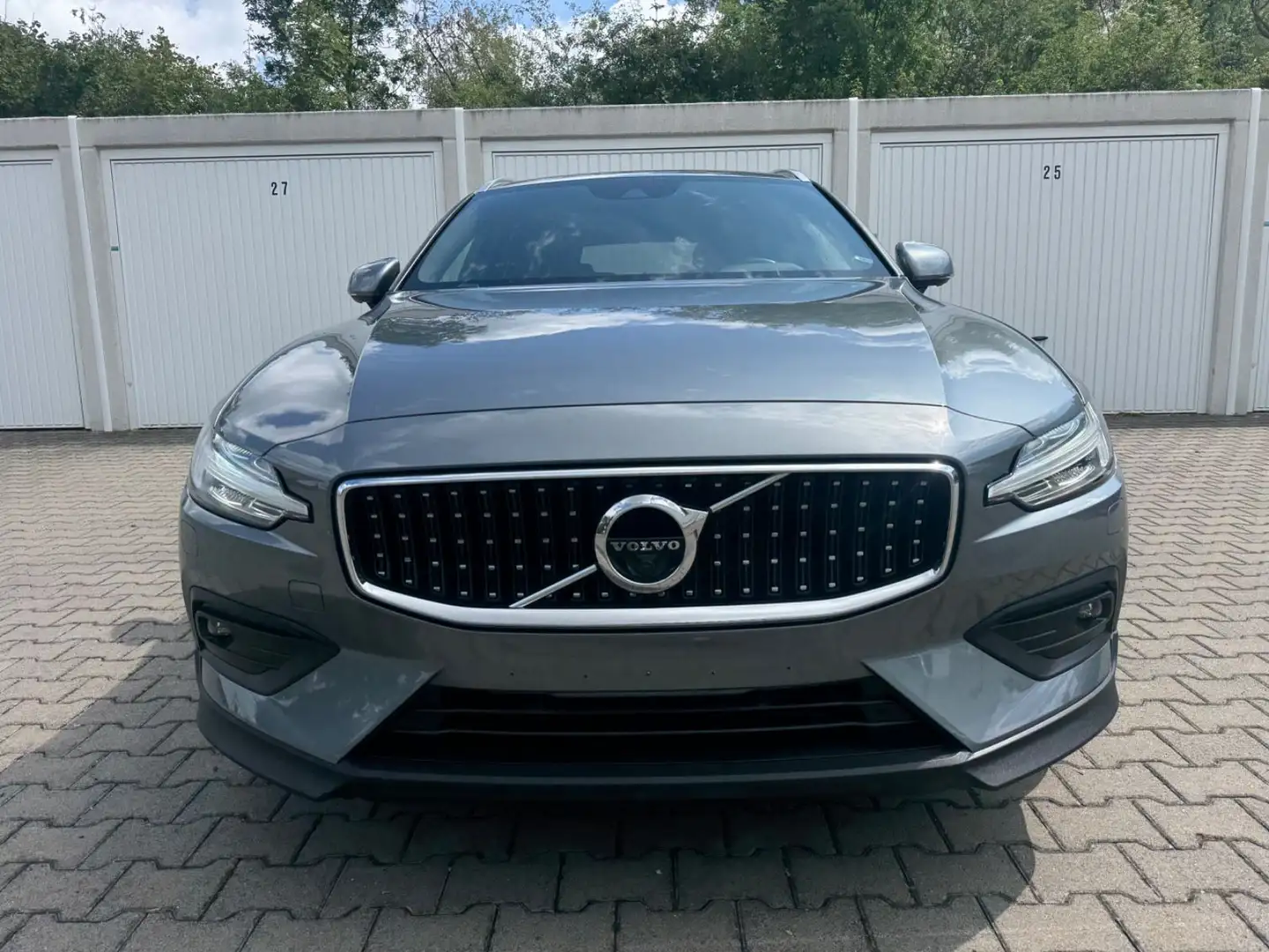 Volvo V60 Cross Country T5 Pro AWD *360°Kam*Leder*H&K* Gris - 2