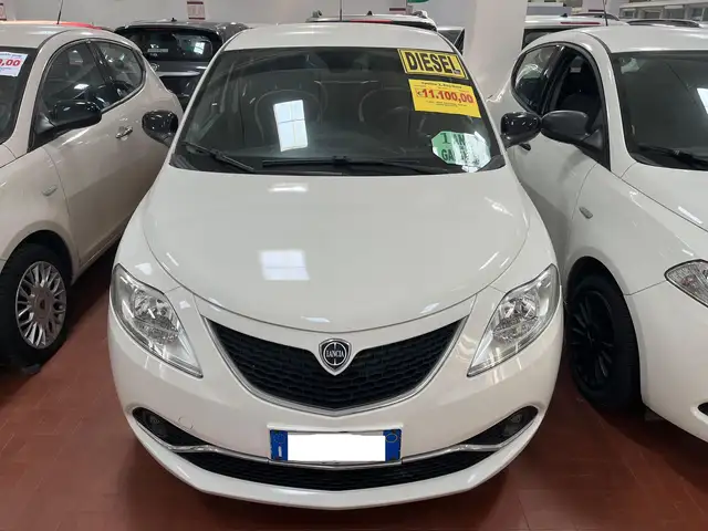 Lancia Ypsilon 1.3 MJT 16V 95 CV 5 porte S&S Gold