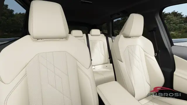 BMW X3 view 12