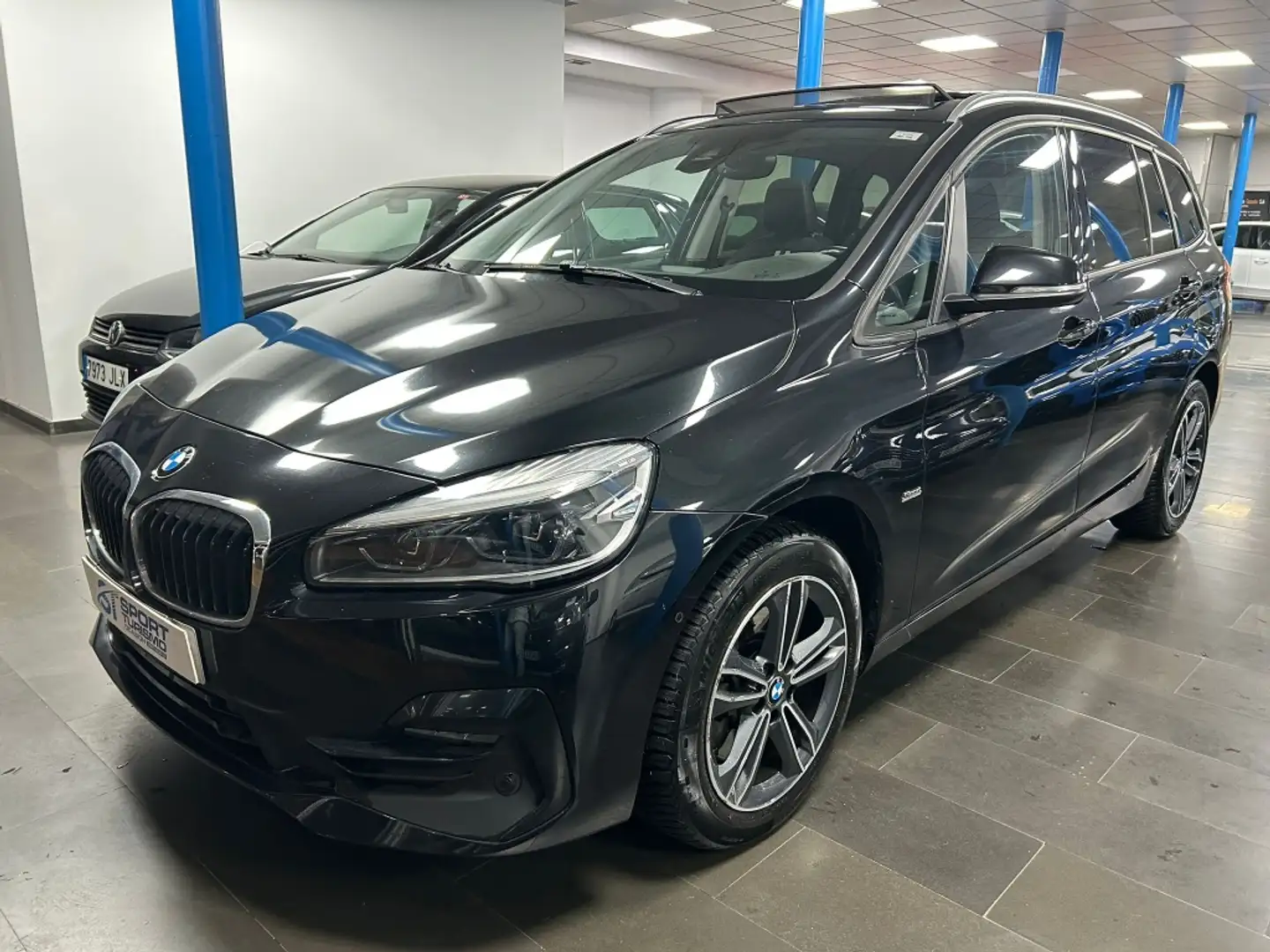 BMW 218 218dA Gran Tourer Negro - 1