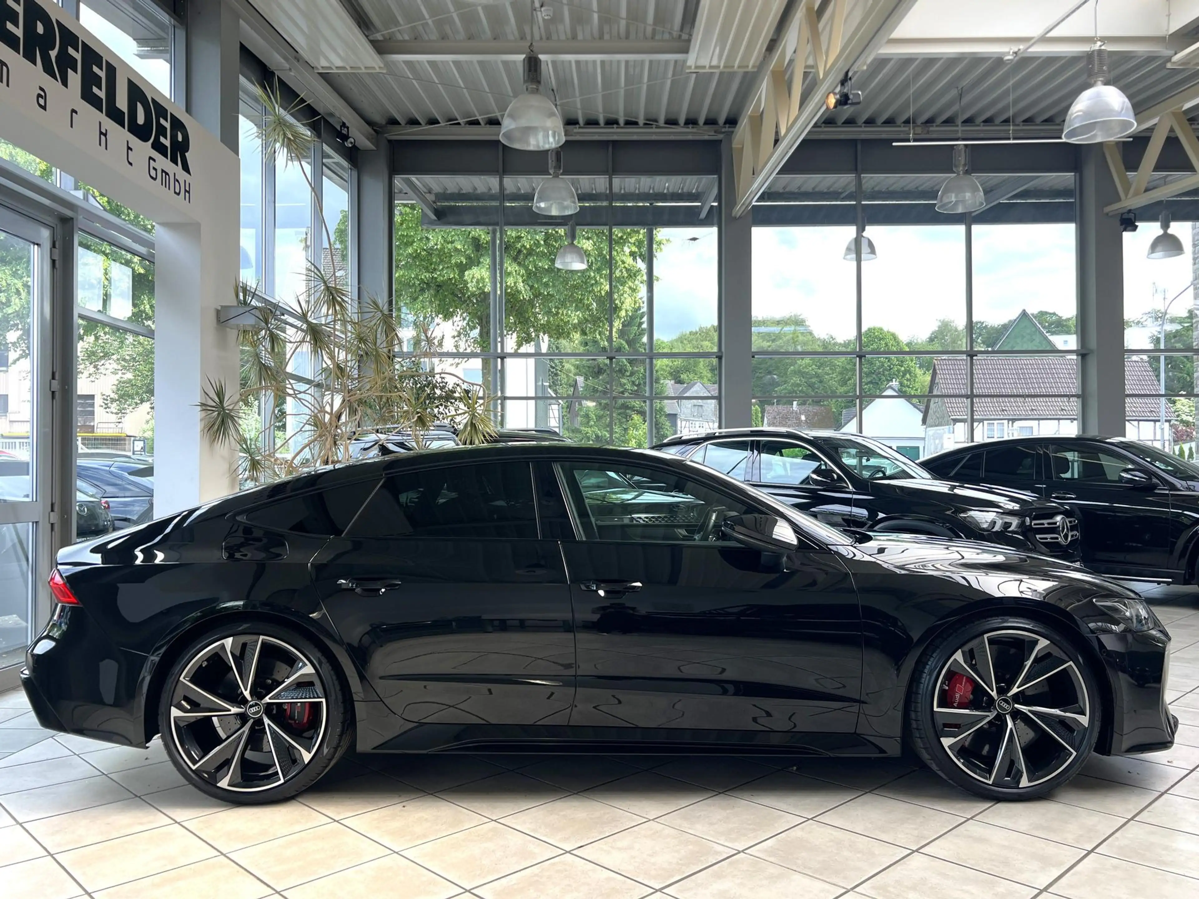 Audi RS7 RS7 Sportback*ESSENTIAL*ABG*KERAMIK*PANO*305Kmh* — photo 2
