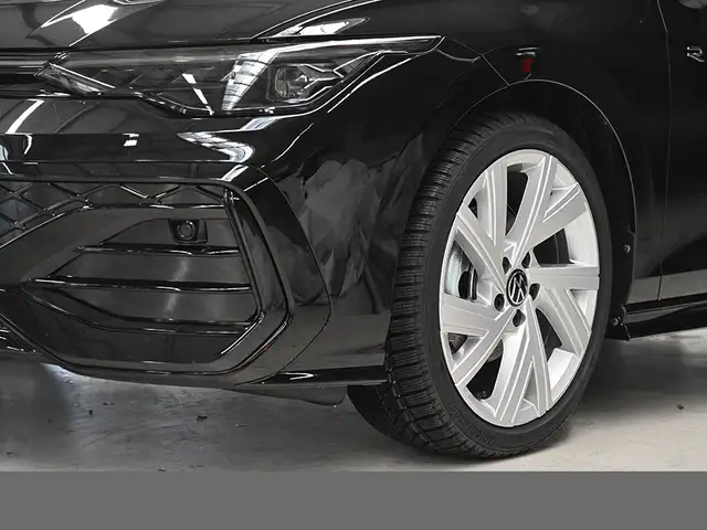 Volkswagen Golf view 5