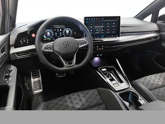 Volkswagen Golf view 13