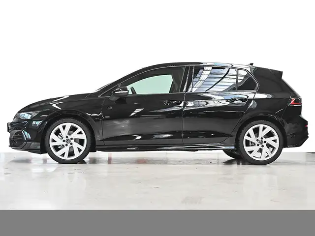 Volkswagen Golf view 3