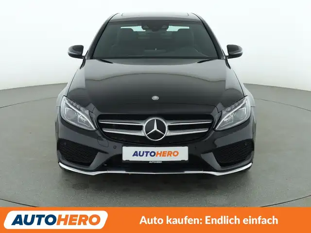 Mercedes-Benz C-Class view 9
