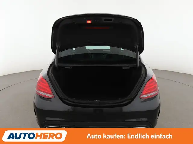 Mercedes-Benz C-Class view 16
