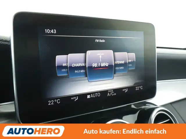 Mercedes-Benz C-Class view 21
