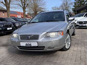 Kombi 2.4 D Edition Sport*LEDER*AHK*PDC*