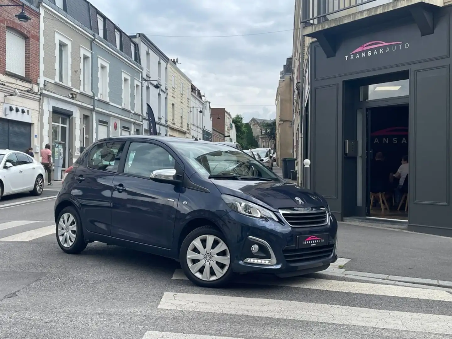 Peugeot 108 1.0 VTi 68ch BVM5 Style / FAIBLE KILOMETRAGE / IDE Bleu - 1