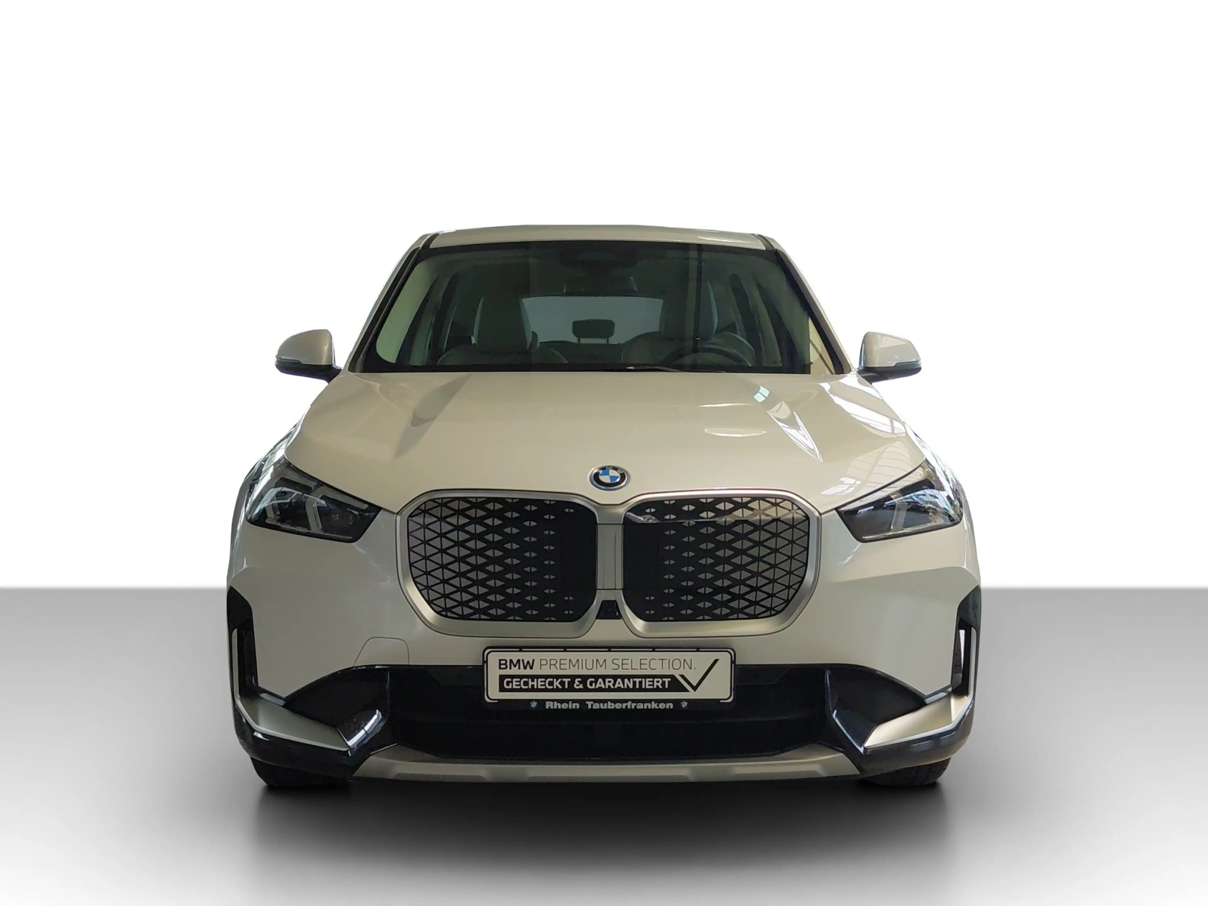 BMW iX1 xDrive30 xLine NaviProf*Leder*Sportsitze* — photo 2