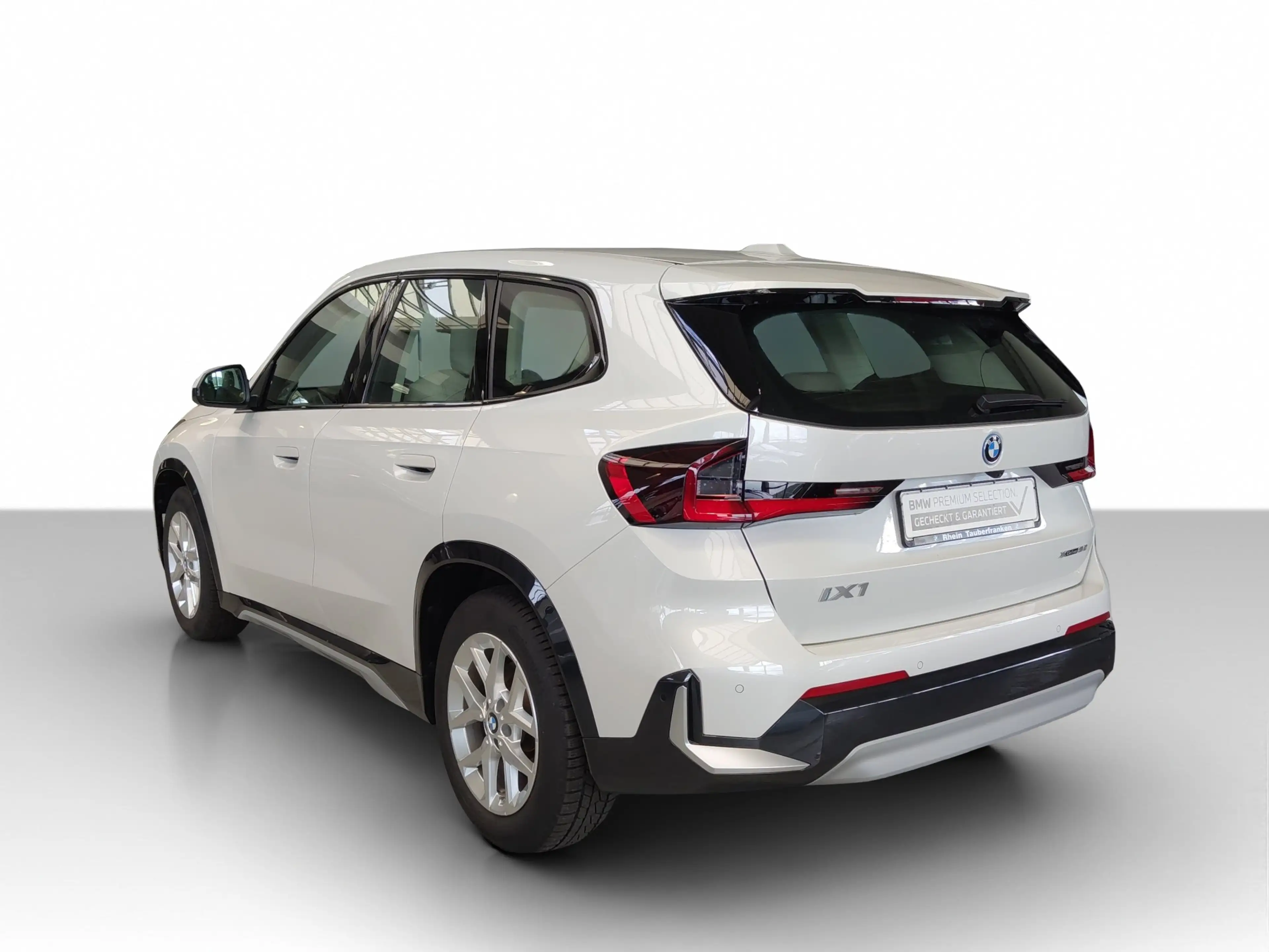 BMW iX1 xDrive30 xLine NaviProf*Leder*Sportsitze* — photo 4