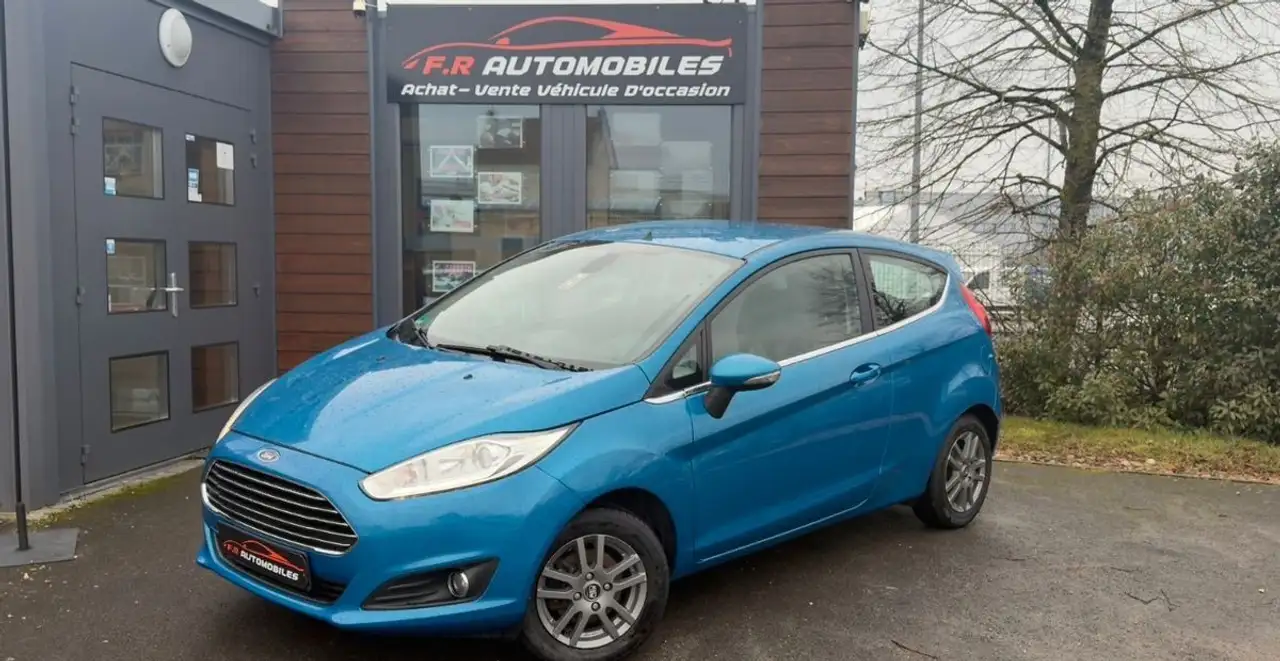 Ford Fiesta 1.0 Essence 80 ch titanium