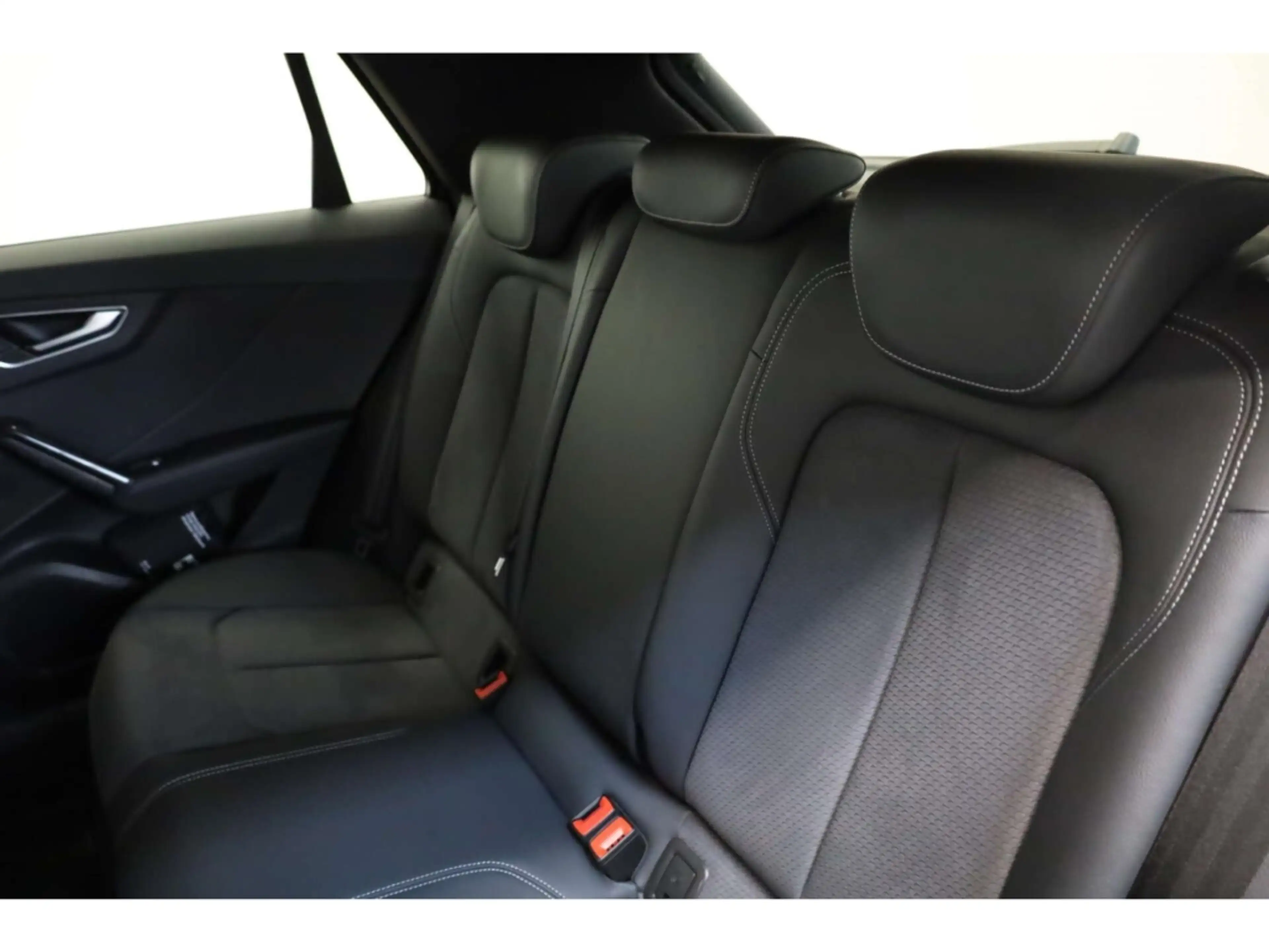 Audi SQ2 TFSI quattro S line VCP/LED/NAV/SH — photo 11