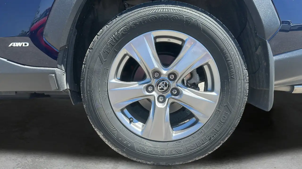 Toyota RAV 4 photo Toyota RAV 4
