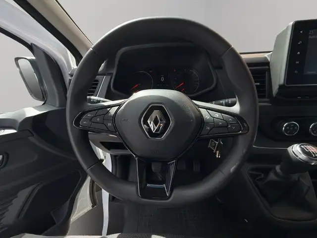Renault Trafic view 15