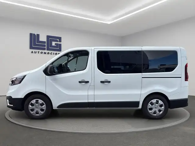 Renault Trafic view 8