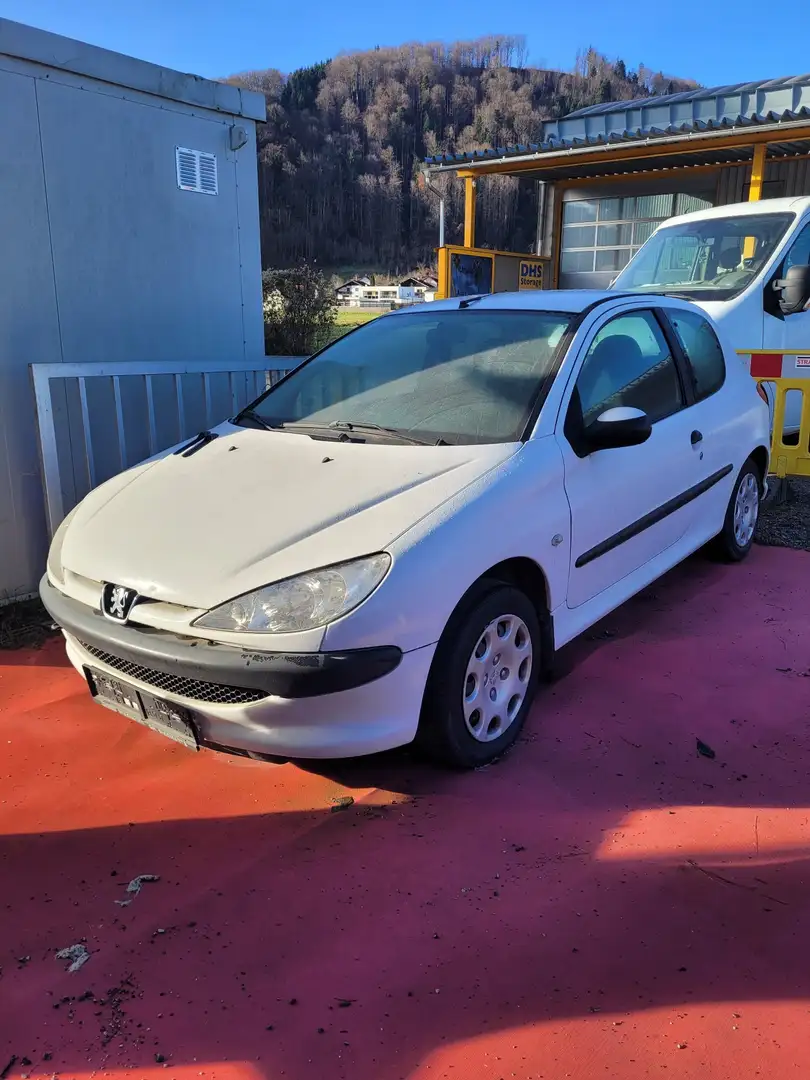 Peugeot 206 Junior 1.1 Weiß - 1