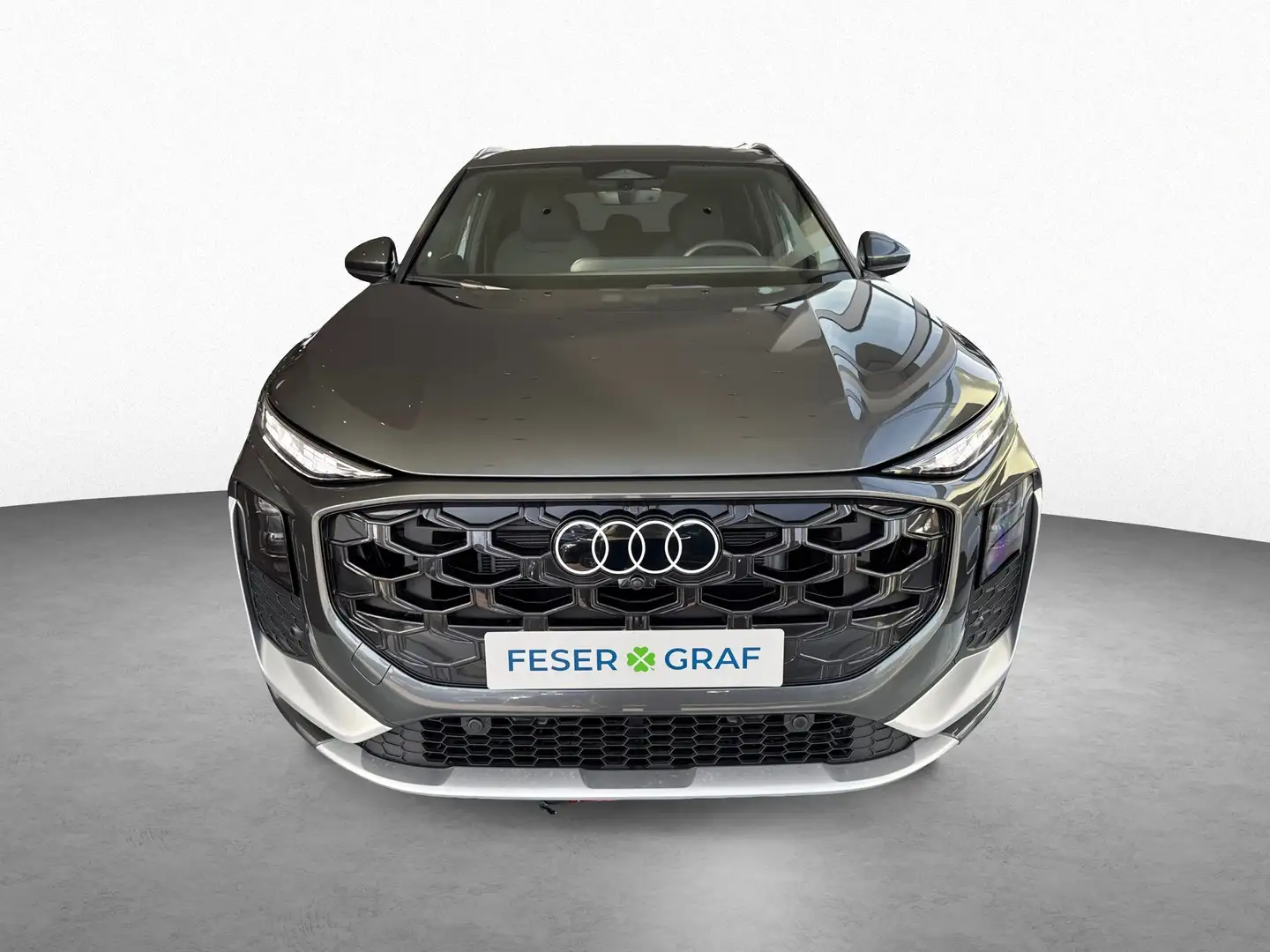 Audi Q3 e-hybrid 200 kW S tr. *TECH PLUS*S LINE*LED* Grigio - 2