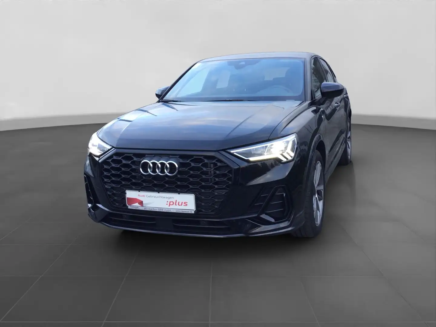 Audi Q3 35 TFSI 2x S LINE LM19 LED AHK DÄMP Schwarz - 2