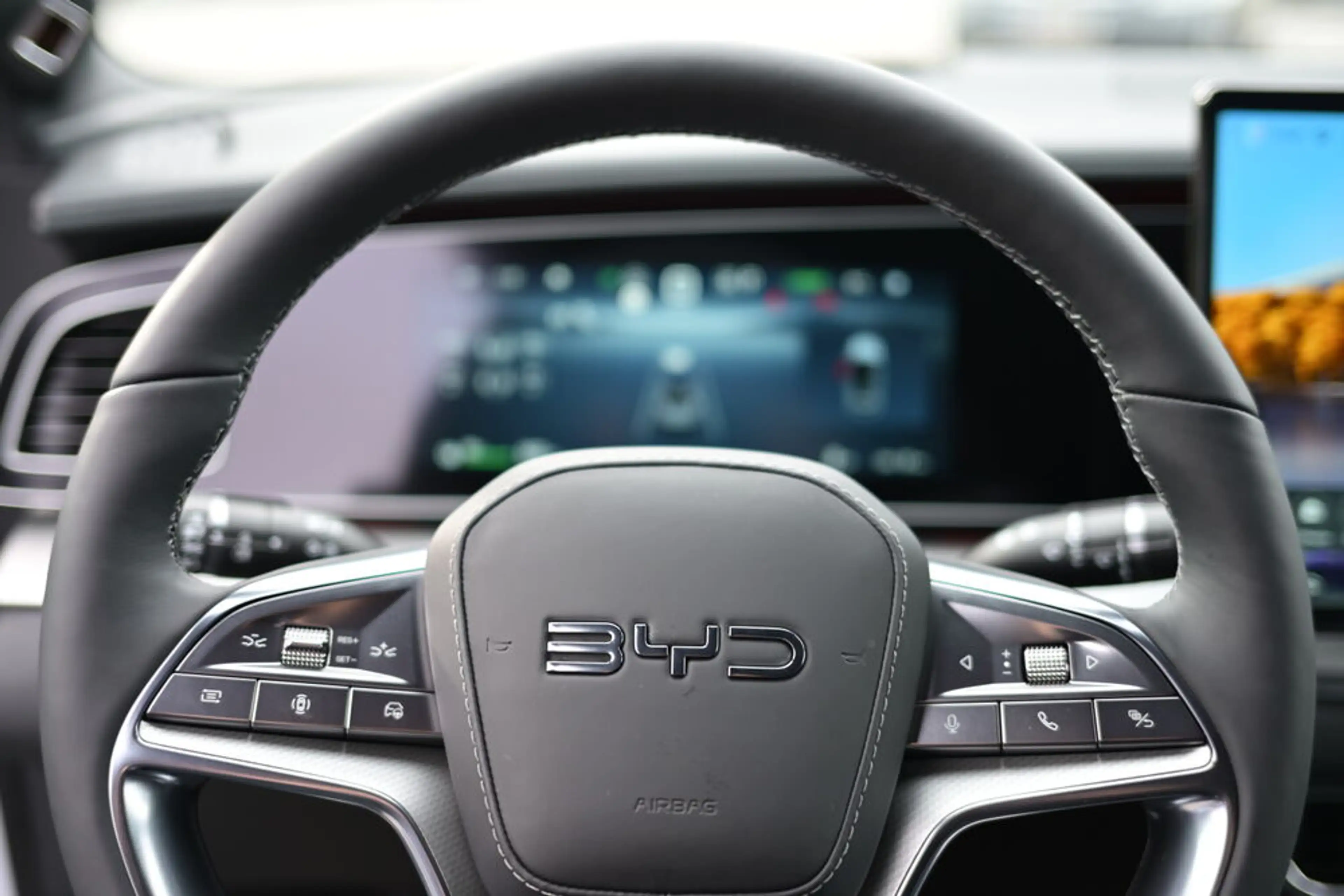 BYD Sealion 7 Excellence 91.5 kWh AWD — photo 11