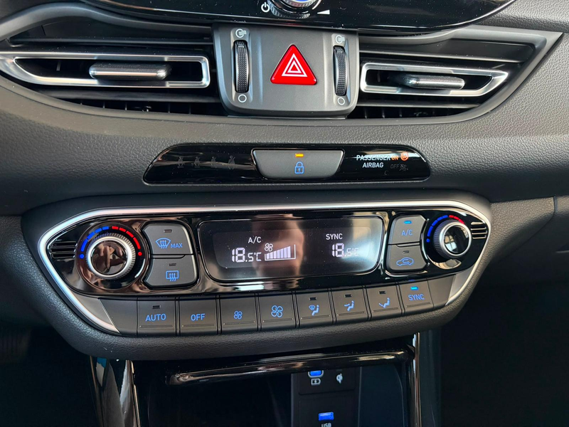 Hyundai i30 Kombi Comfort Plus 1.0 TGDI DCT Navi/ Adaptiver Te — photo 15