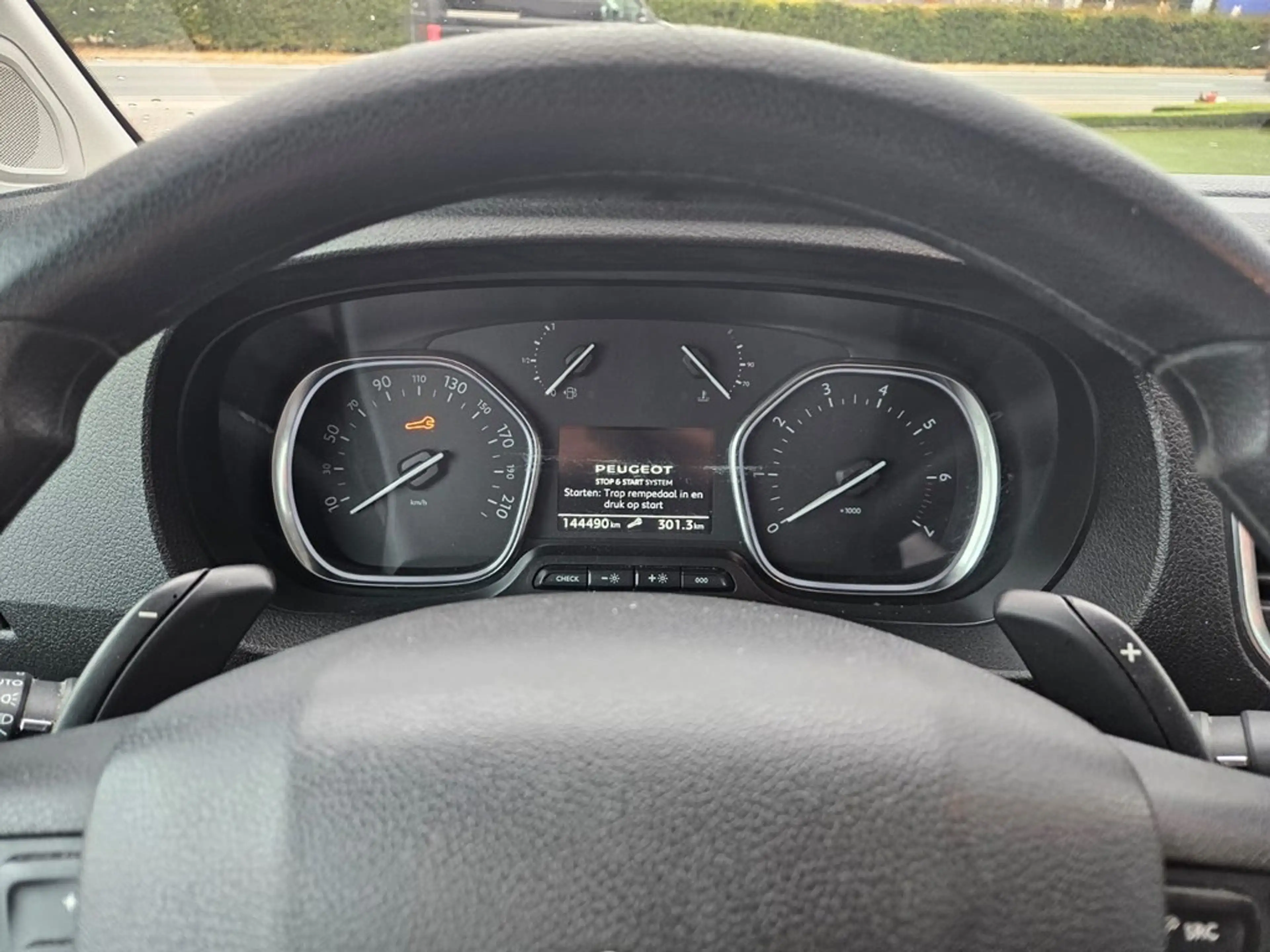 Peugeot Expert Enkel voor professionele verkoop. — photo 4