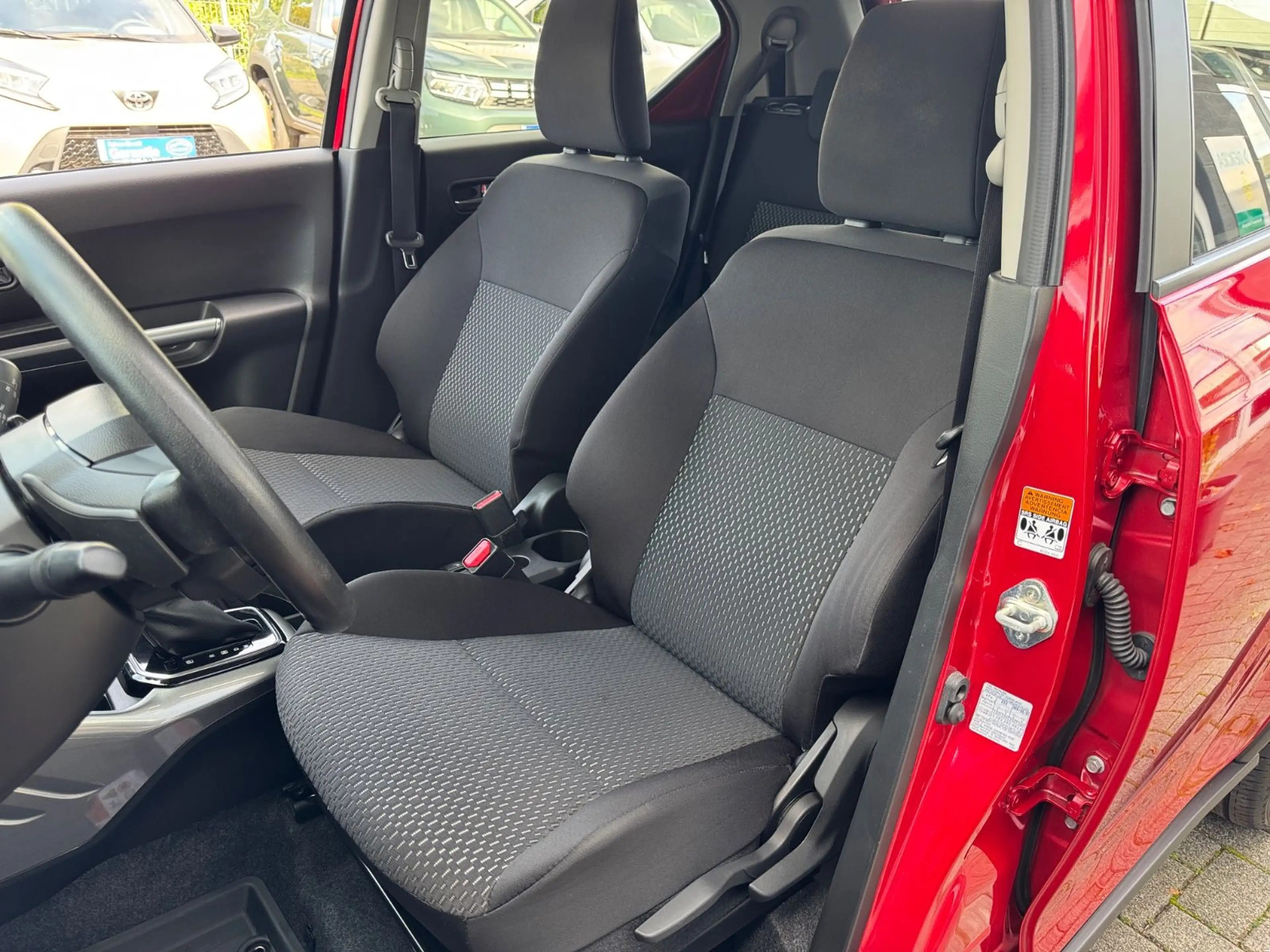 Suzuki Ignis Comfort AUTOMATIK NAVI+CAM WINTERRÄDER — photo 14