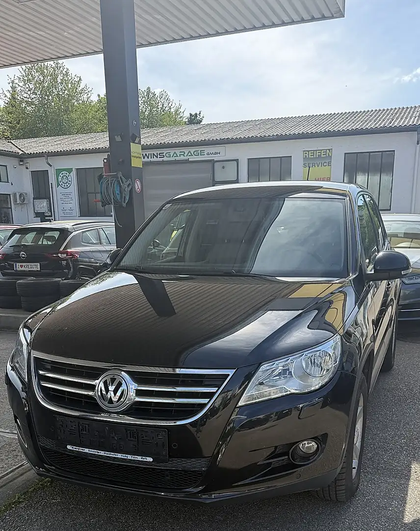 Volkswagen Tiguan 2,0 TDI CR DPF 4Motion Trend&Fun Aut. Schwarz - 1
